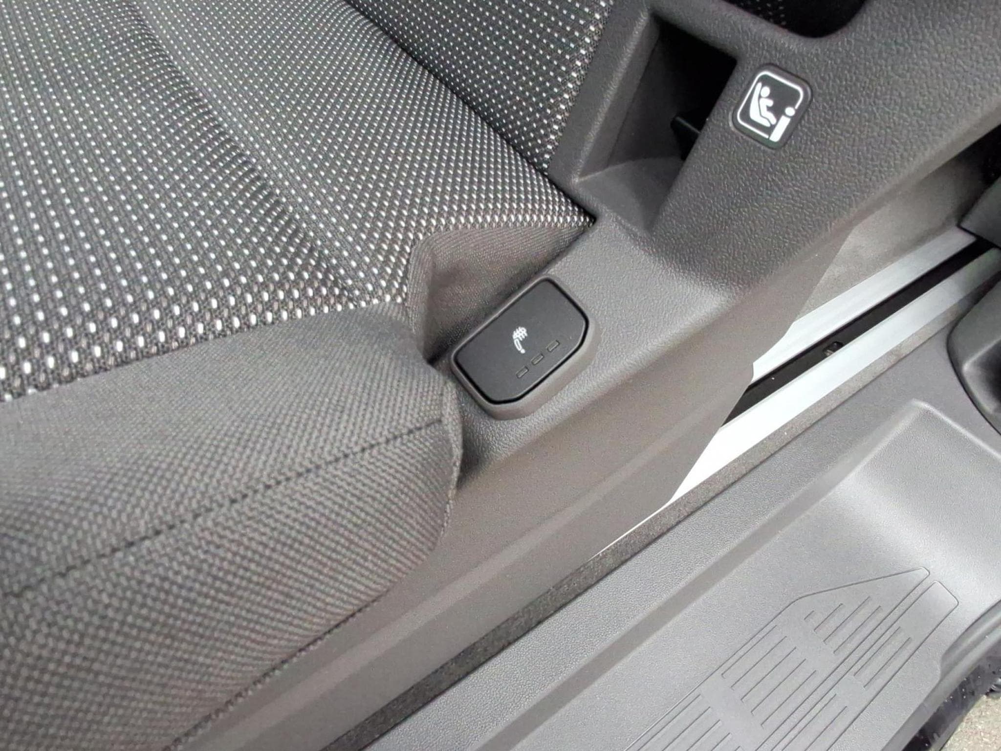 VW T7 Life (2025) - Foto 20