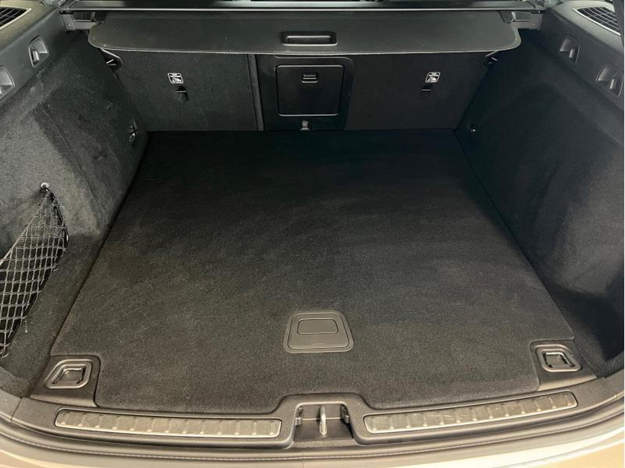 Volvo V60 R-Design (2021) - Foto 16