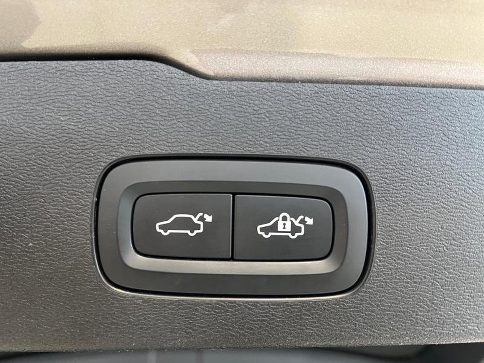 Volvo V60 R-Design (2021) - Foto 20