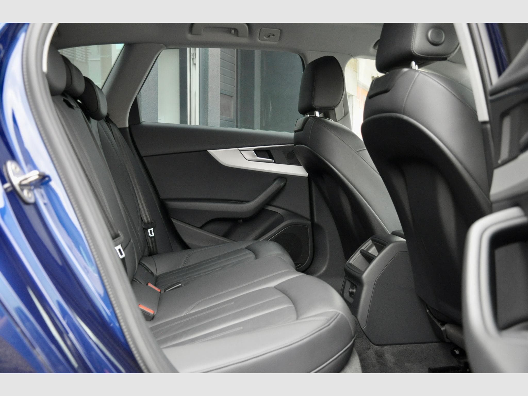 Audi A4 Avant 40 TFSI (2019) - Photo 15