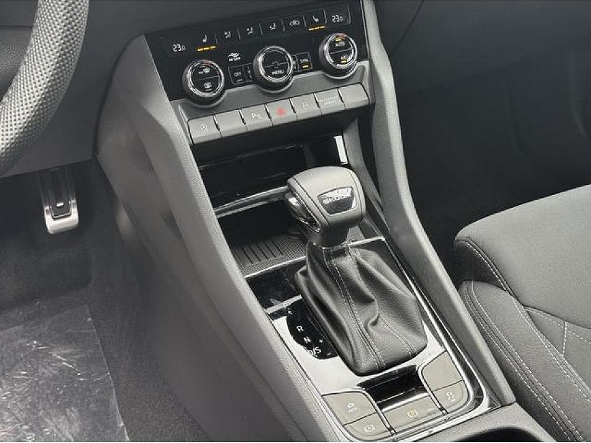 Skoda Karoq (2025) - Photo 14