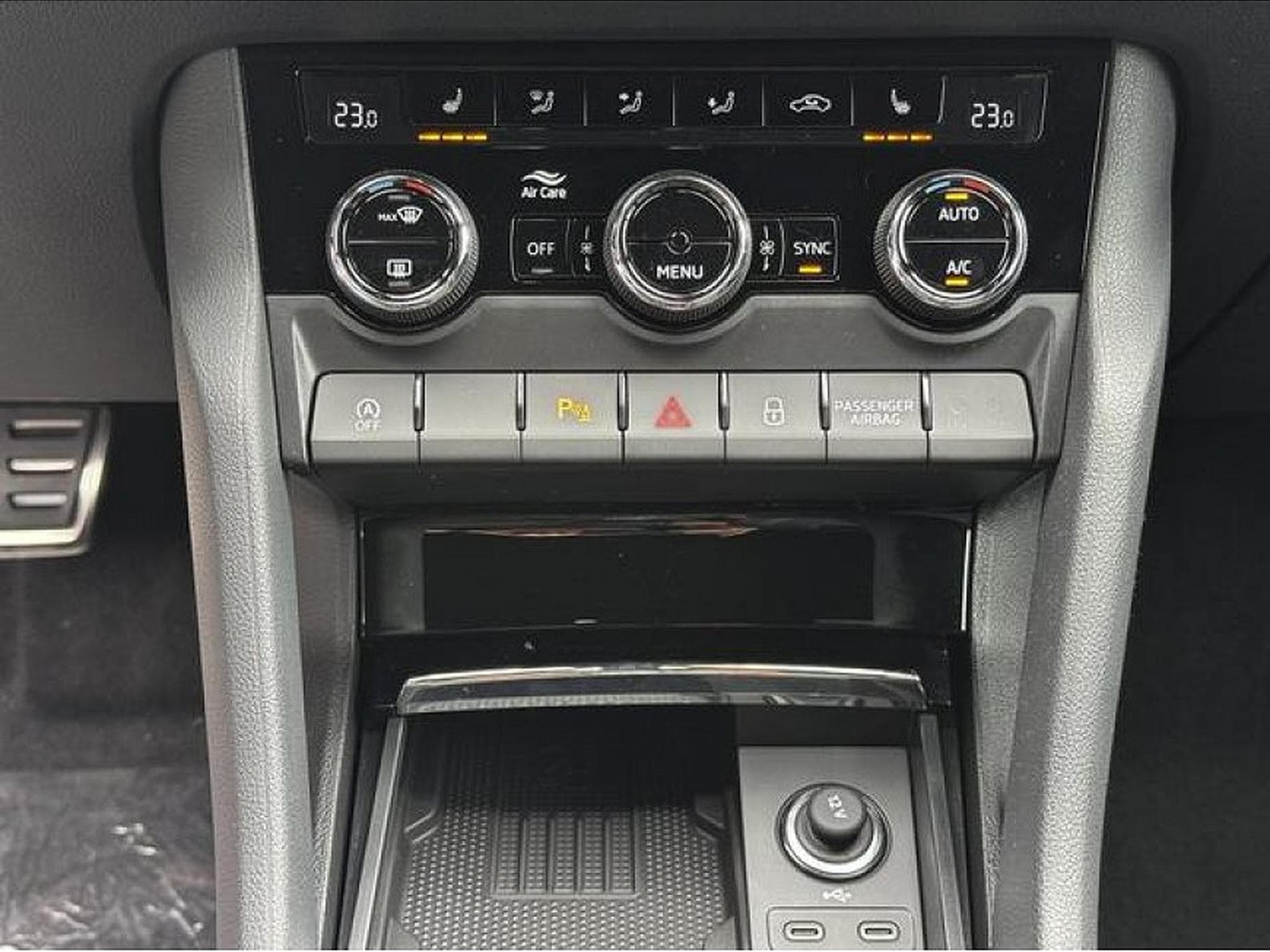 Skoda Karoq (2025) - Photo 15