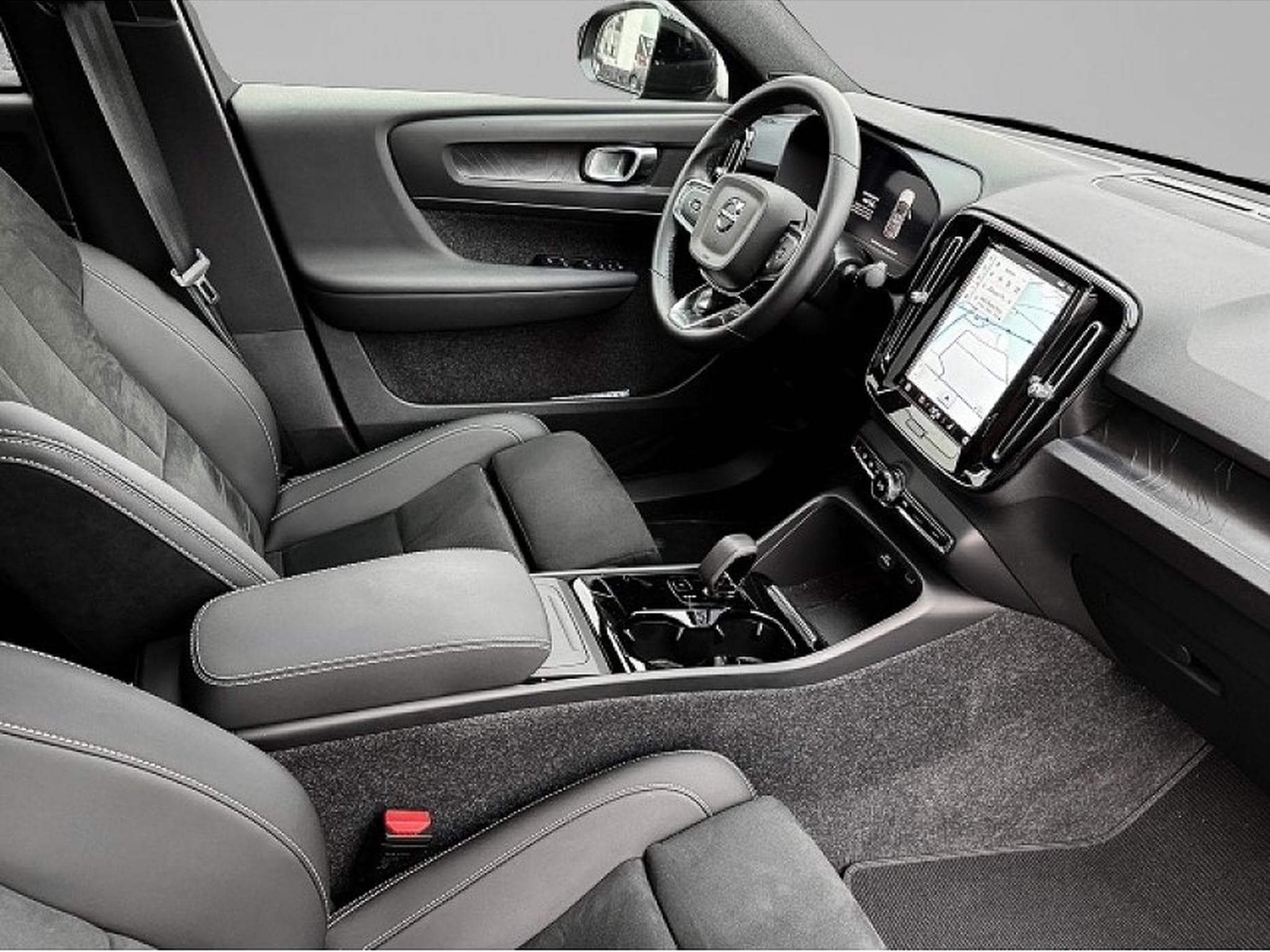 Volvo C40 (2024) - Photo 3