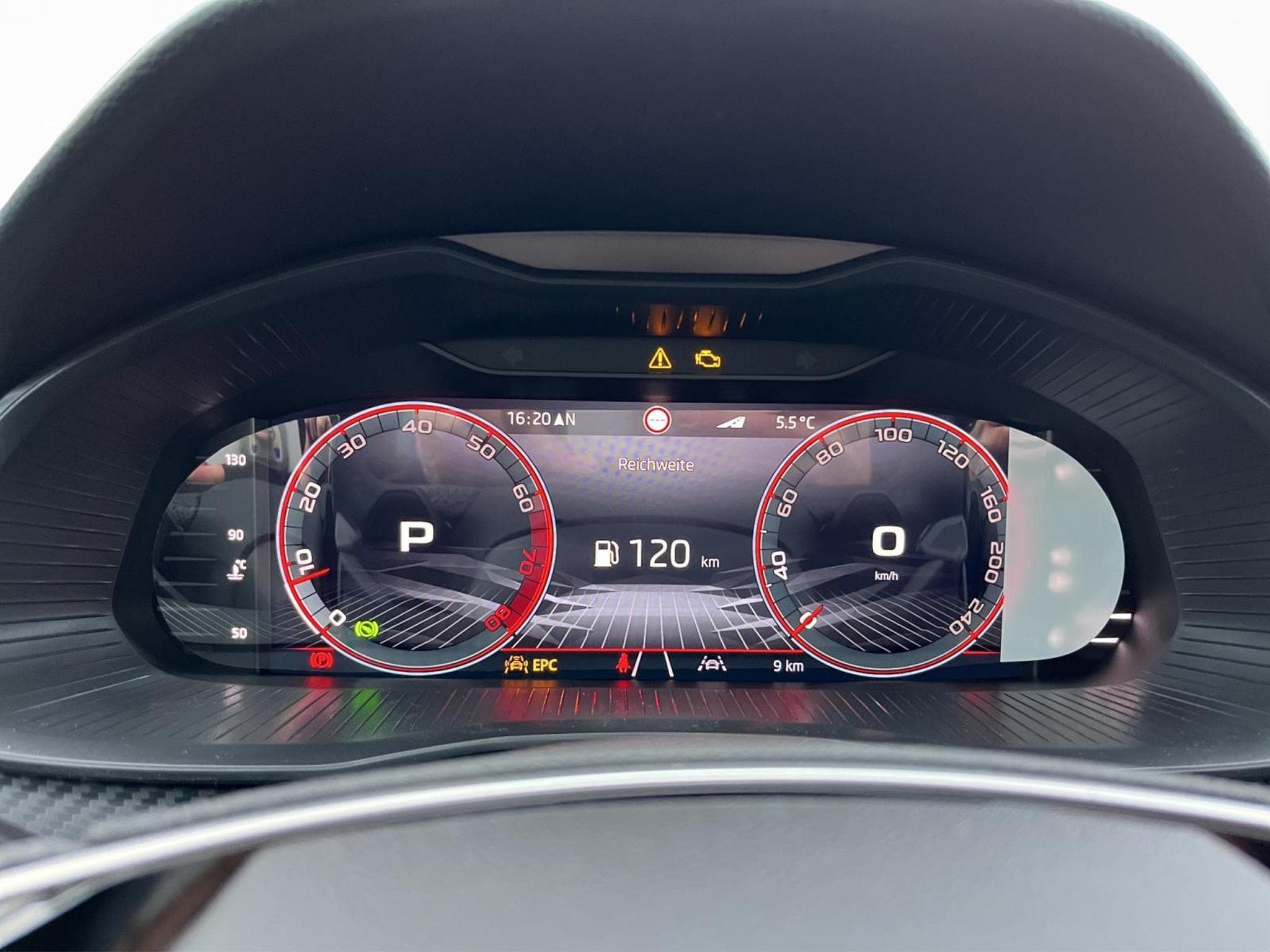 Skoda Kamiq Monte Carlo (2025) - Foto 9