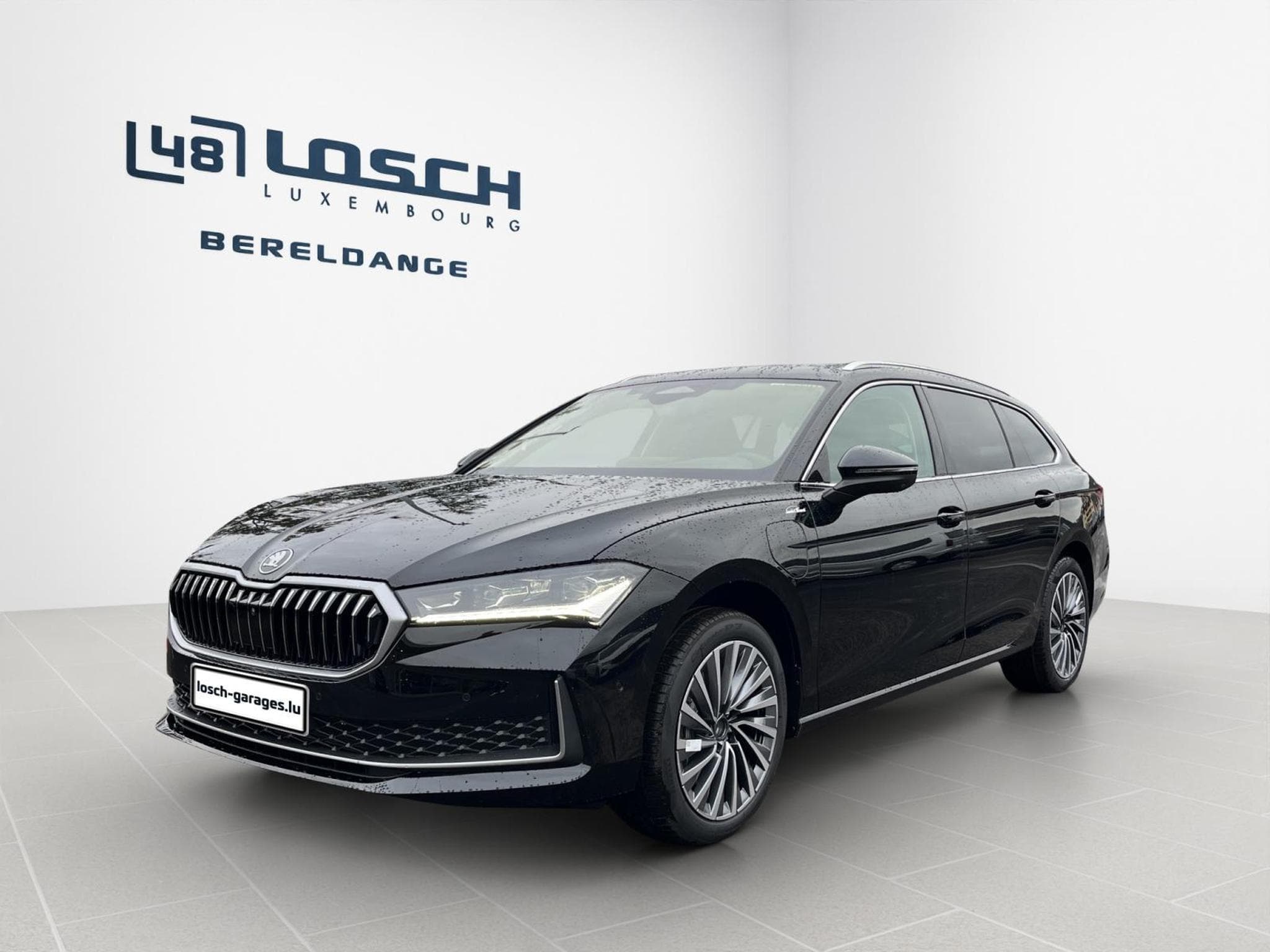 Skoda Superb L&K (2025) - Photo 1