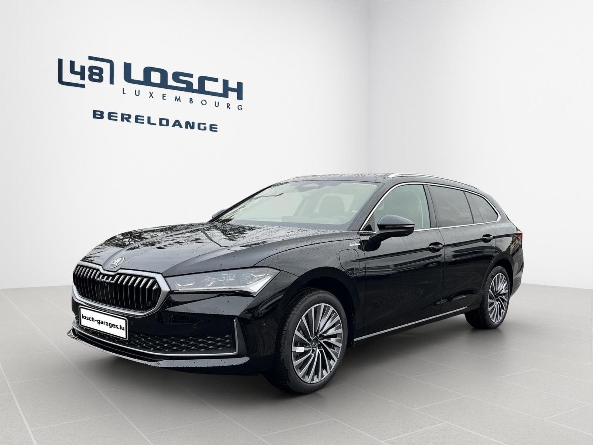 Skoda Superb L&K (2025) - Photo 3