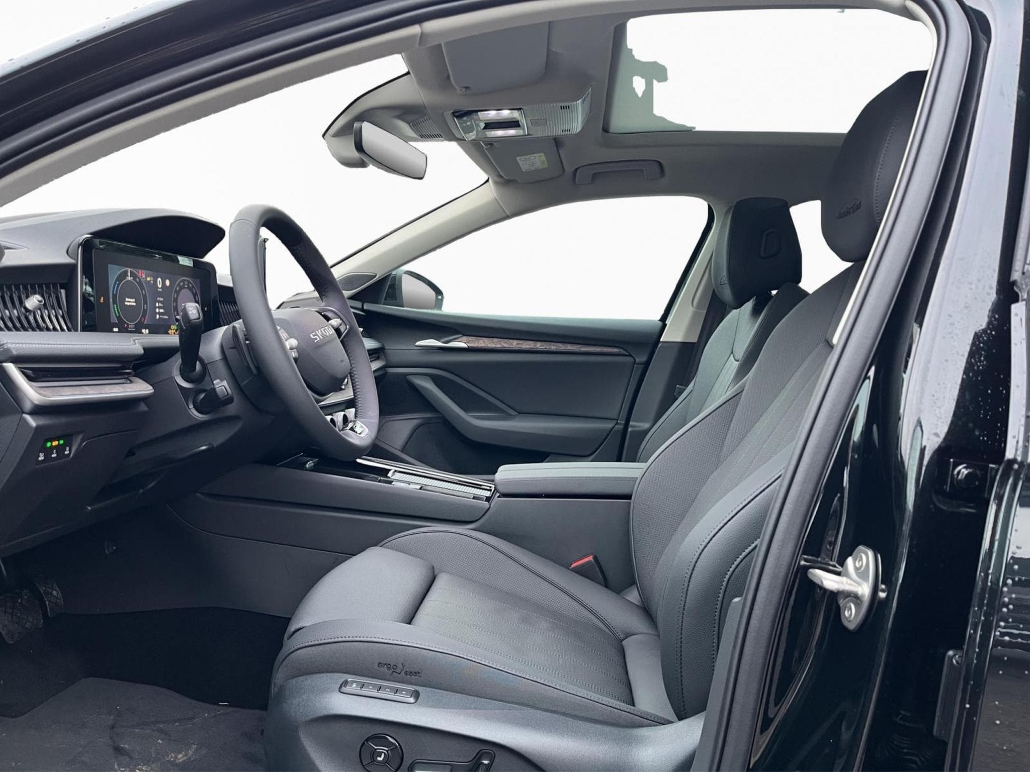 Skoda Superb L&K (2025) - Photo 6