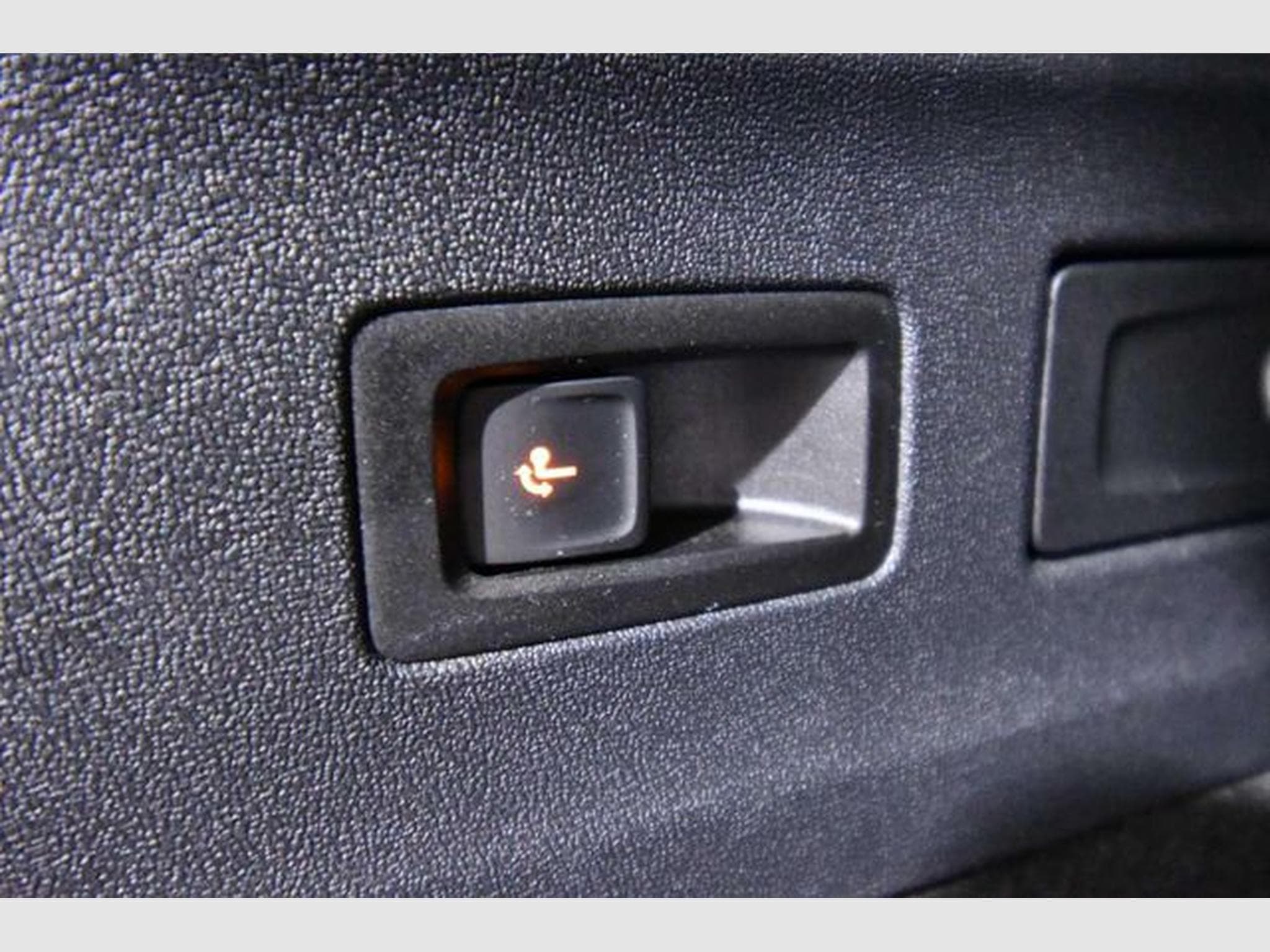 VW ID.7 ID.7 Tourer Pro, WP, AHK, DCC, 19', Area View, S (2024) - Foto 10