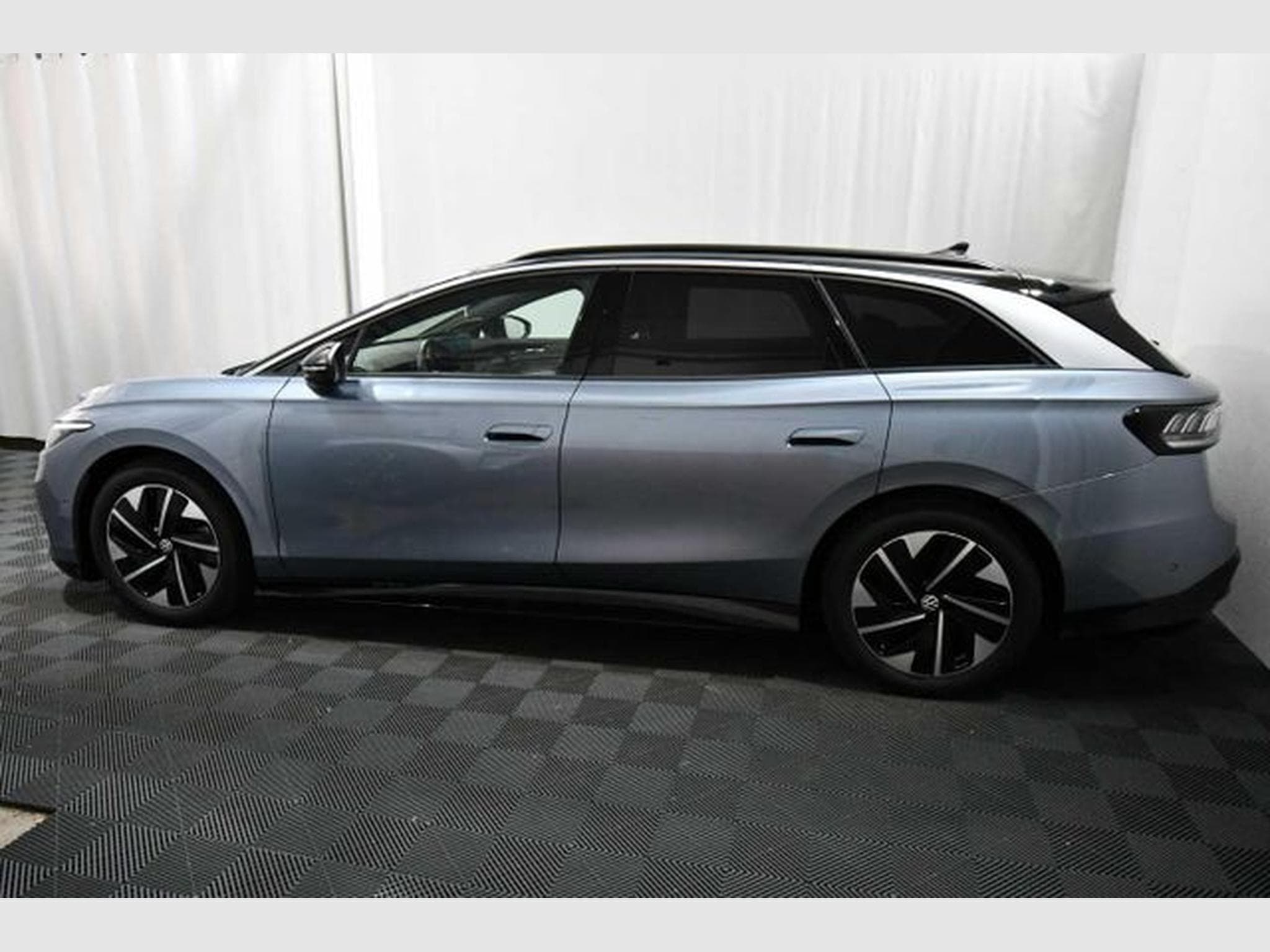 VW ID.7 ID.7 Tourer Pro, WP, AHK, DCC, 19', Area View, S (2024) - Foto 2