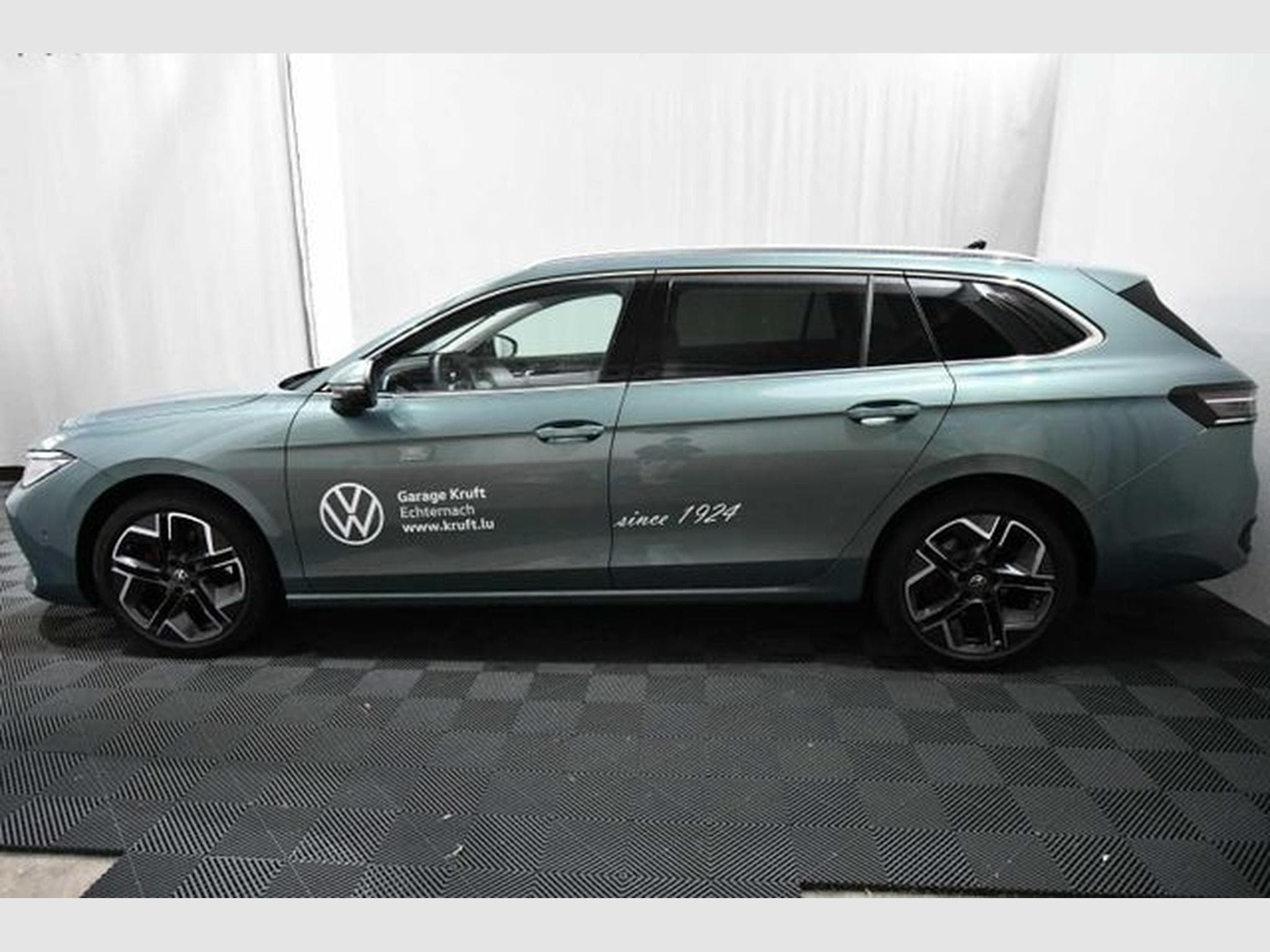 VW Passat Passat Variant 2.0 TDI SCR DSG Elegance - Std.-H (2024) - Foto 2