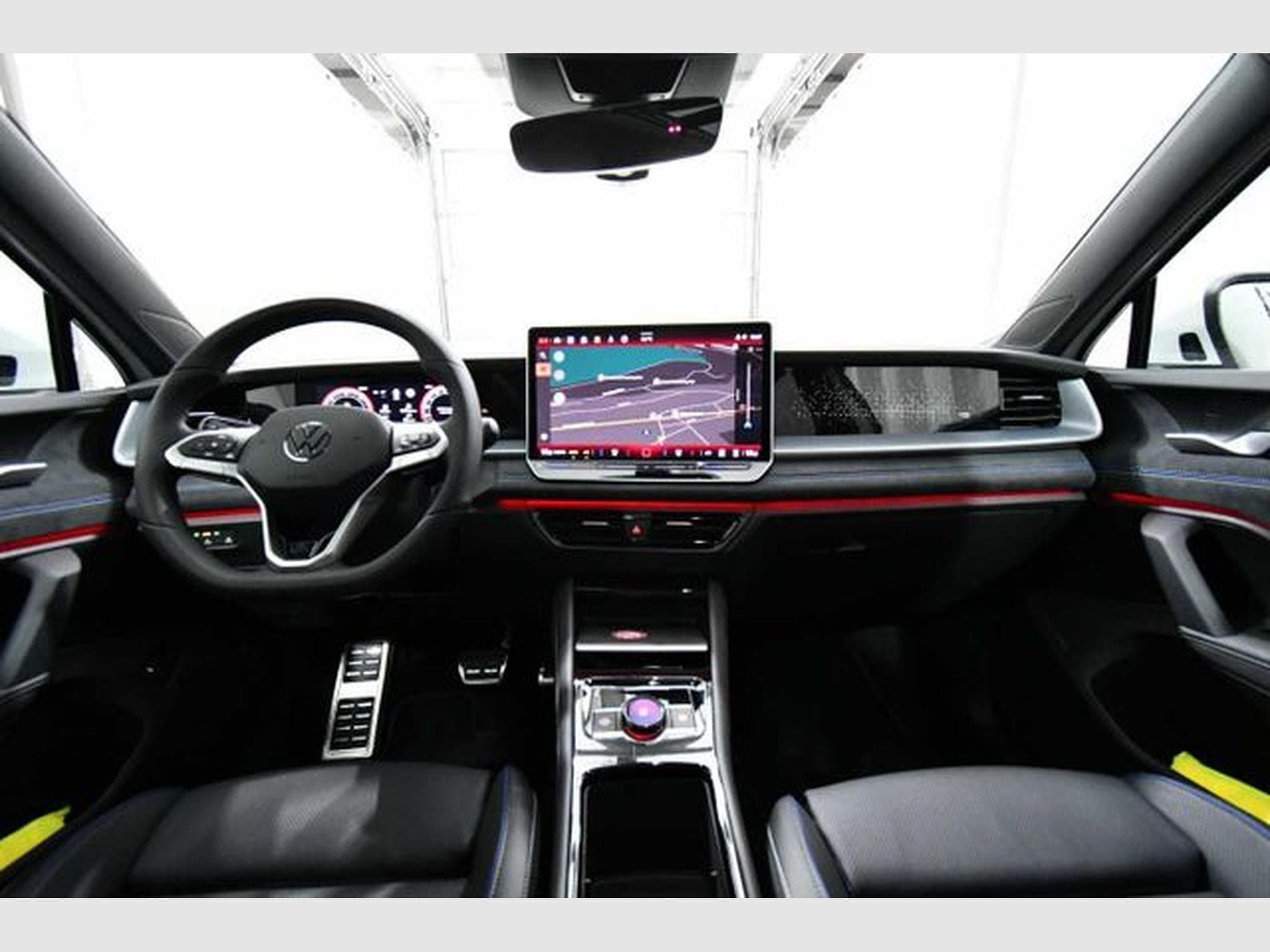 VW Tayron Tayron Diesel 2.0 TDI SCR 4MOTION DSG R-Line - 7 (2025) - Photo 6