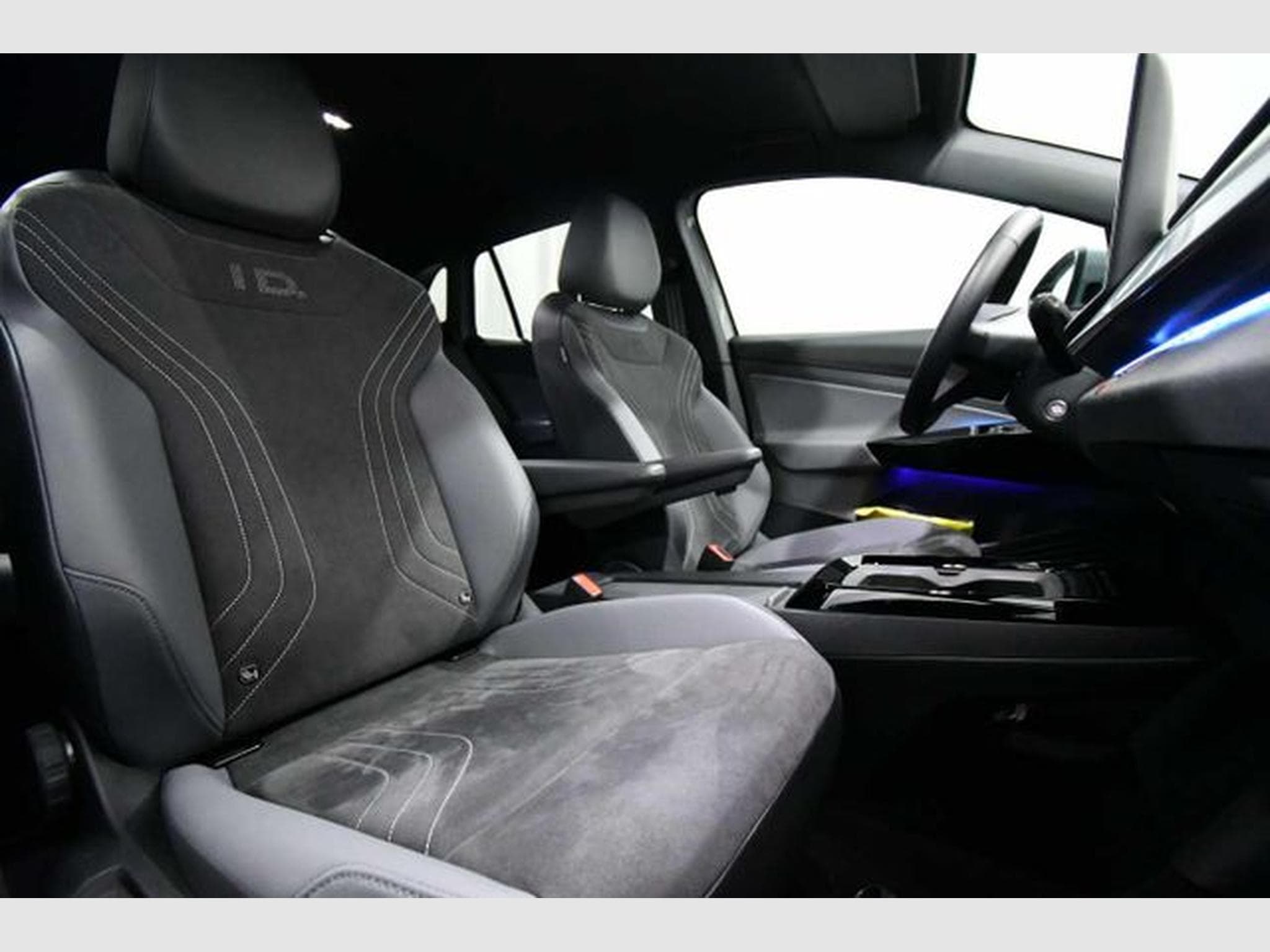 VW ID.4 ID.4 Pro 77 kwh - AHK, Navi, SH (2024) - Photo 7