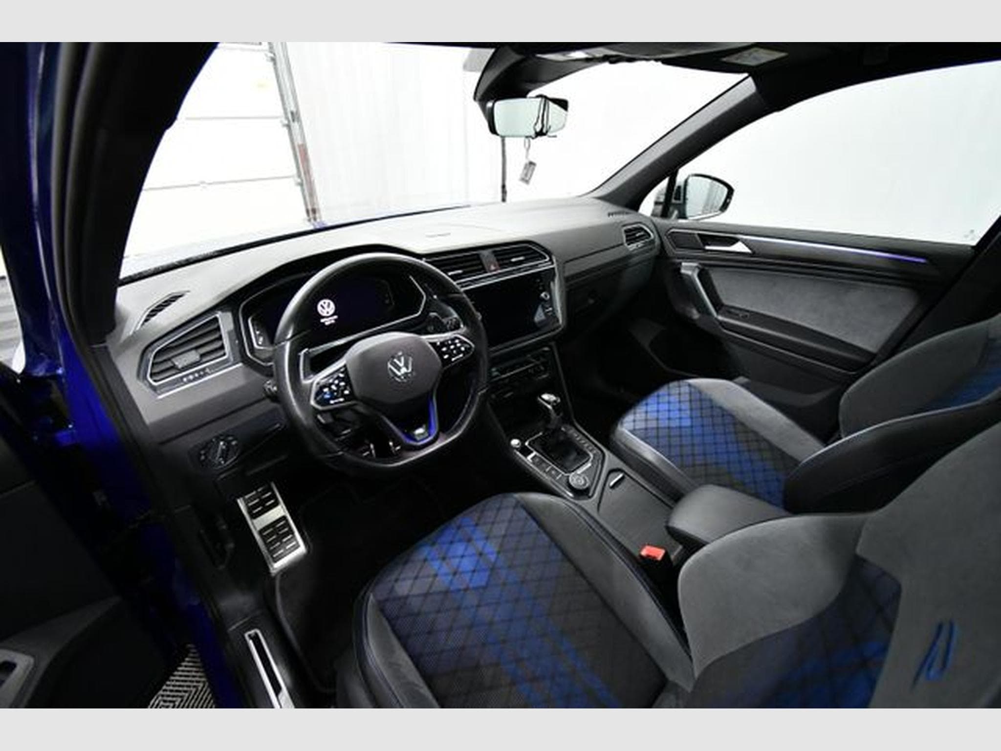 VW Tiguan Tiguan R 4Motion, 2-fach Pano., 20", DCC, R-View (2023) - Foto 5