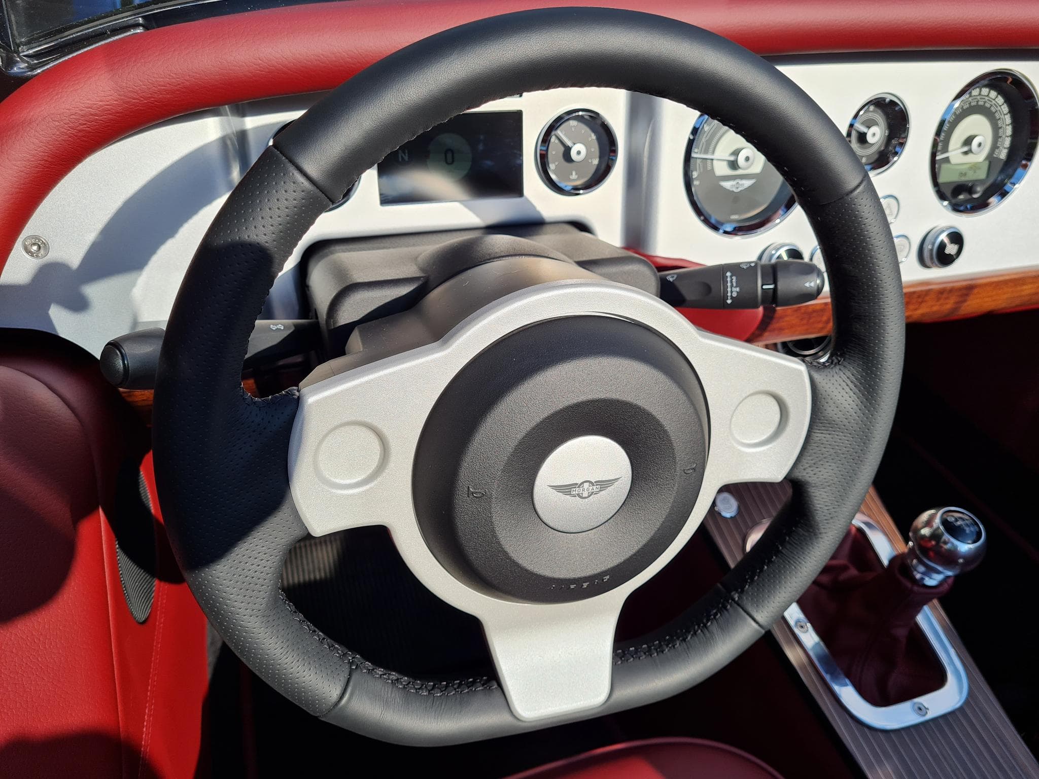 Morgan Plus 4 Plus Four Schaltgetriebe MY2025 (2024) - Foto 8