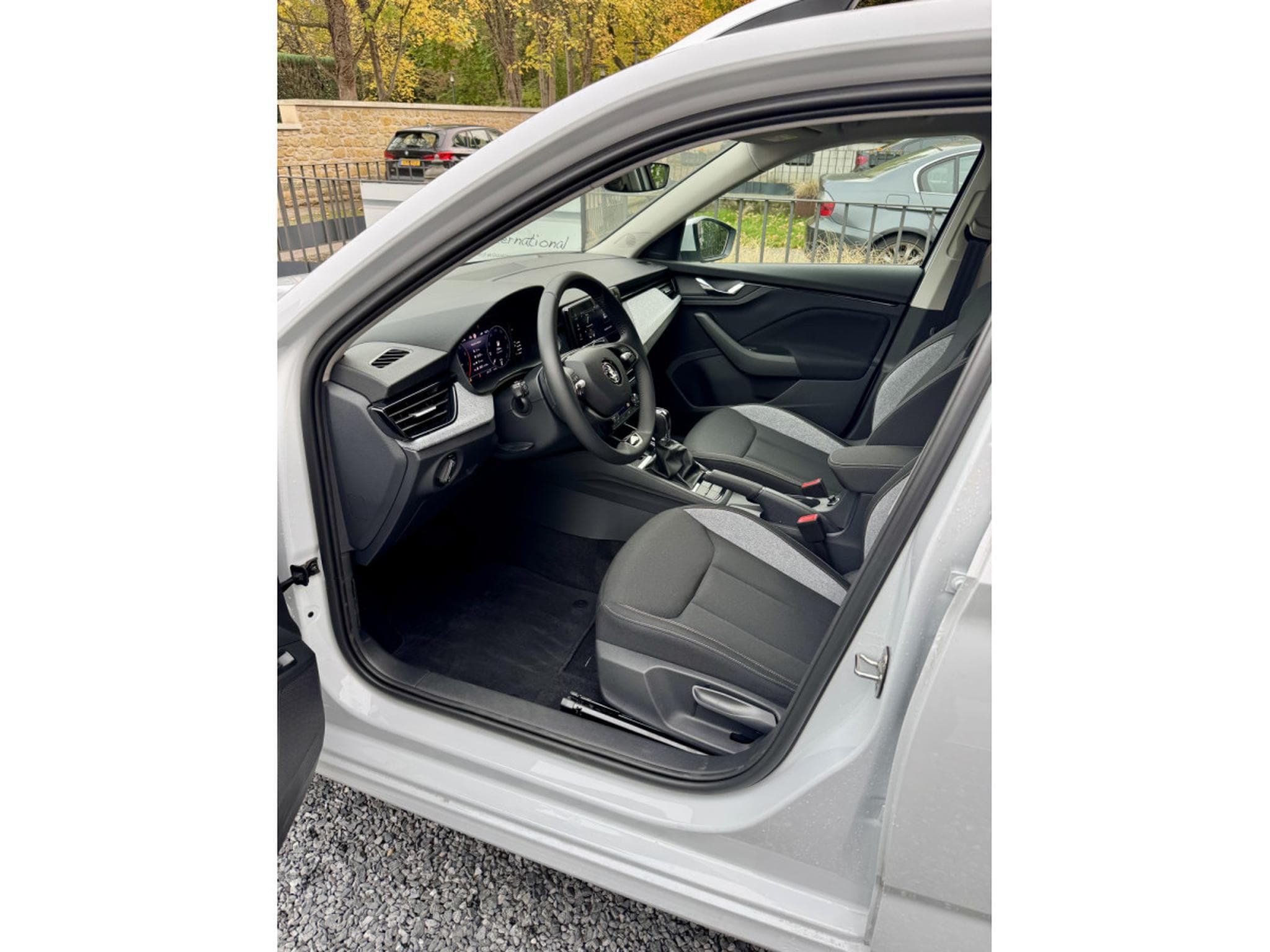 Skoda Kamiq 1.5 Tsi 150 DSG Selection Facelift (2025) - Foto 5