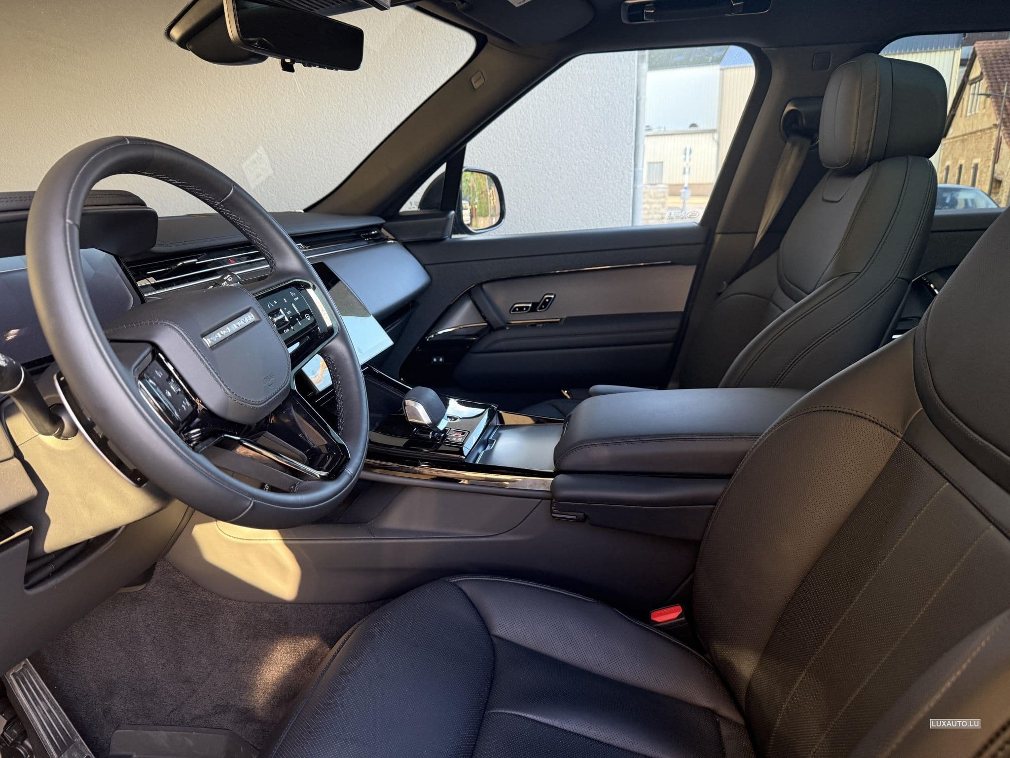 Land-Rover Range Rover Sport 300D Dynamic HSE Edition Santorini Black (2025) - Foto 10