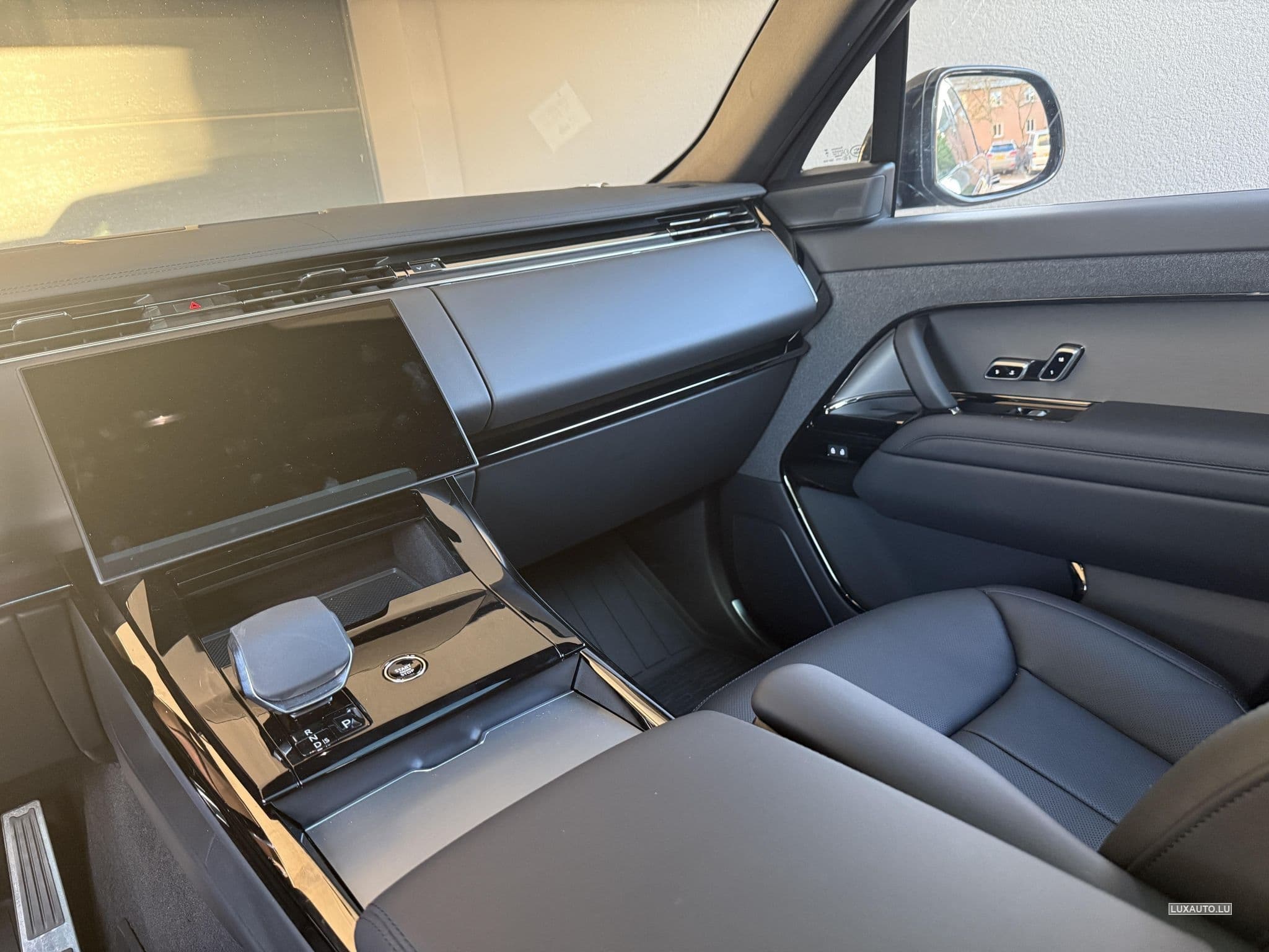 Land-Rover Range Rover Sport 300D Dynamic HSE Edition Santorini Black (2025) - Foto 9