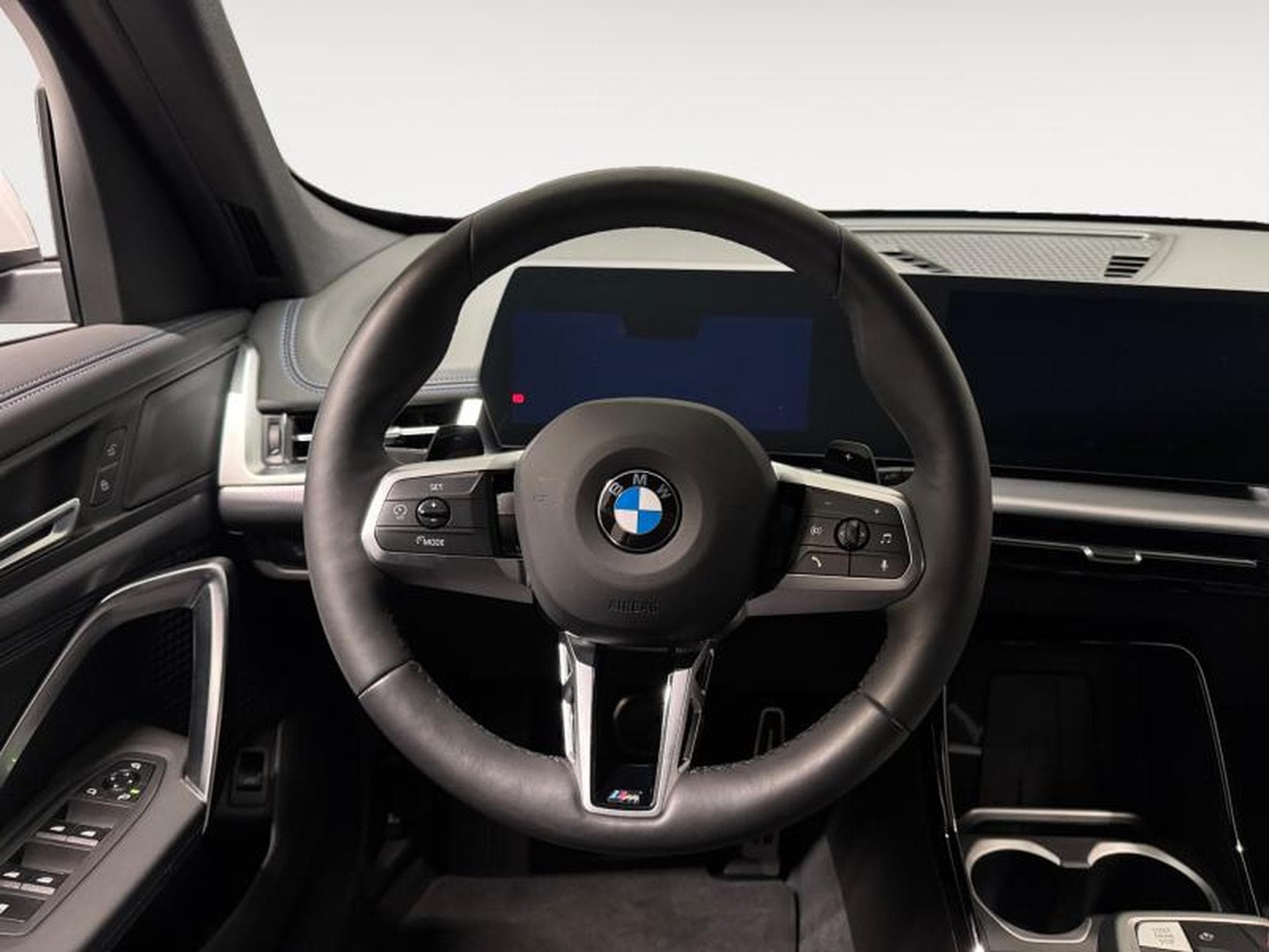 BMW X1 PACK M (2025) - Photo 12
