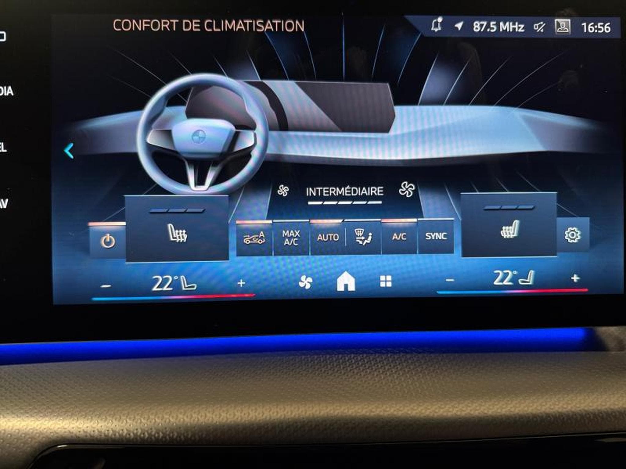 BMW X1 PACK M (2025) - Photo 21