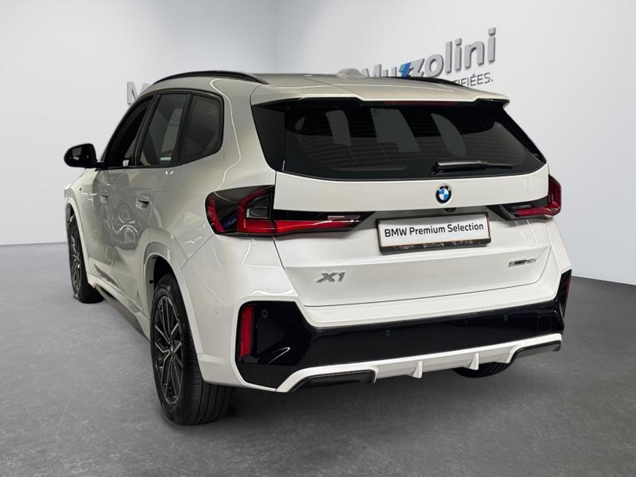 BMW X1 PACK M (2025) - Photo 3