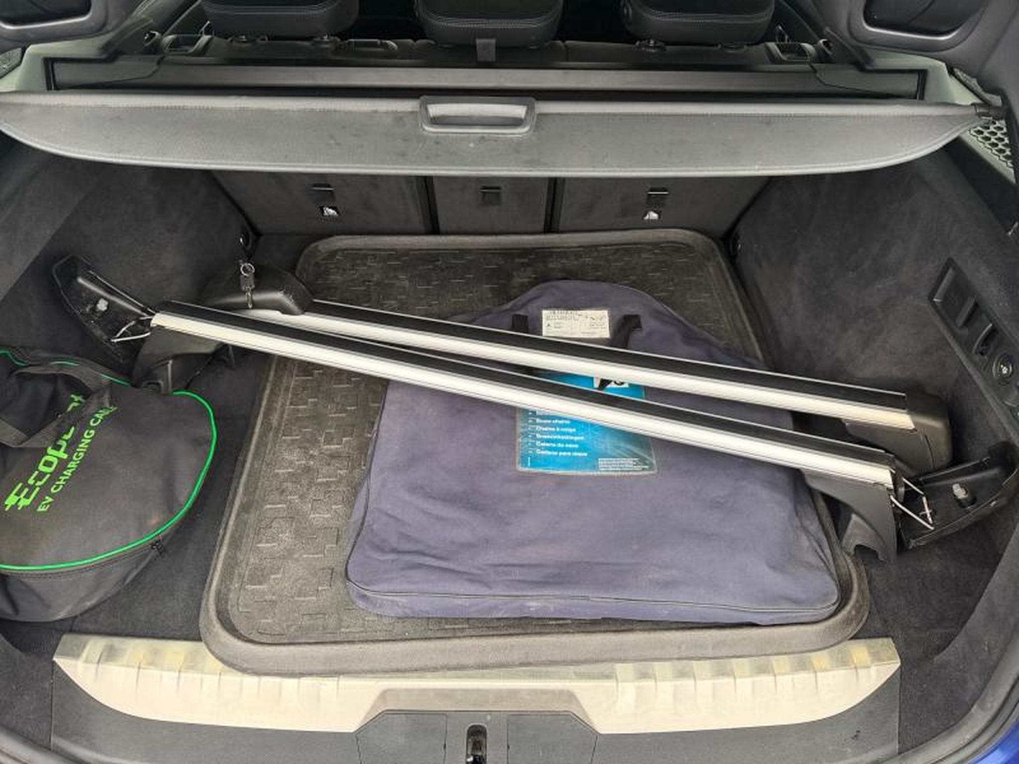 BMW 330 e Pack M / Hybride (2020) - Foto 19