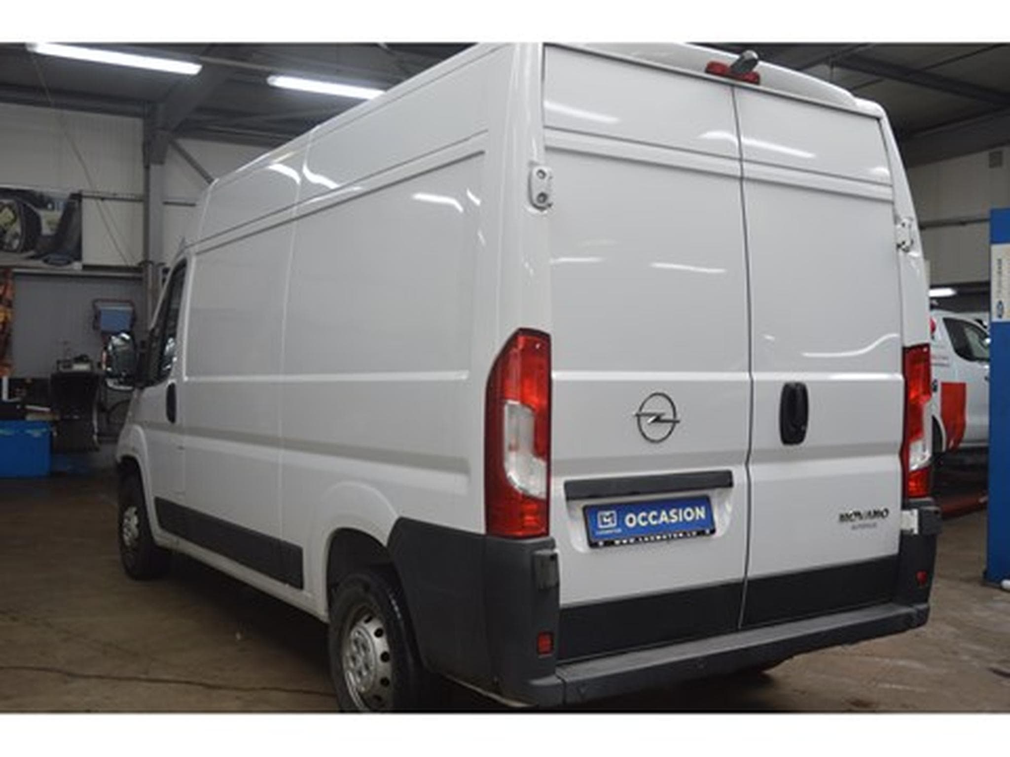 Opel Movano 2.2Turbo 140cv M6 L2H2 (2023) - Photo 5