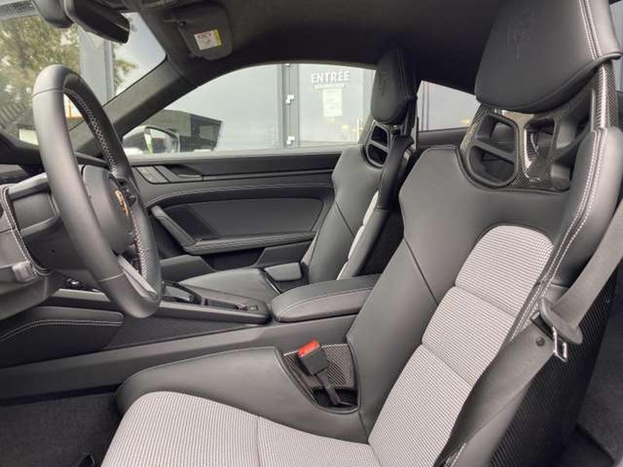 Porsche 911 GT3 Touring BM6 LIFT + 90L GAR (2023) - Photo 12