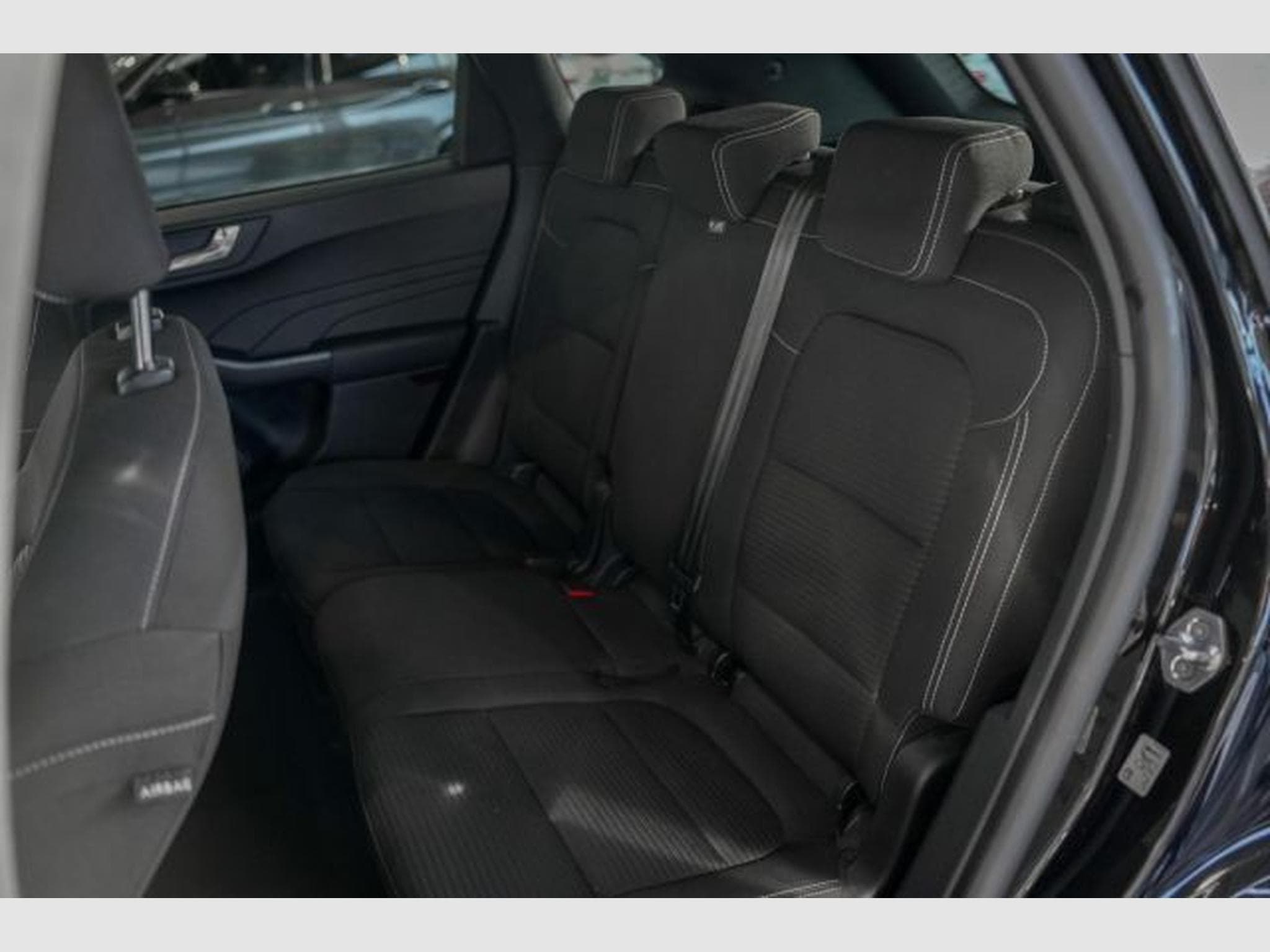 Ford Kuga Kuga 1.5 D Titanium Autom. NAVI LED SHZ RFK (2022) - Photo 15