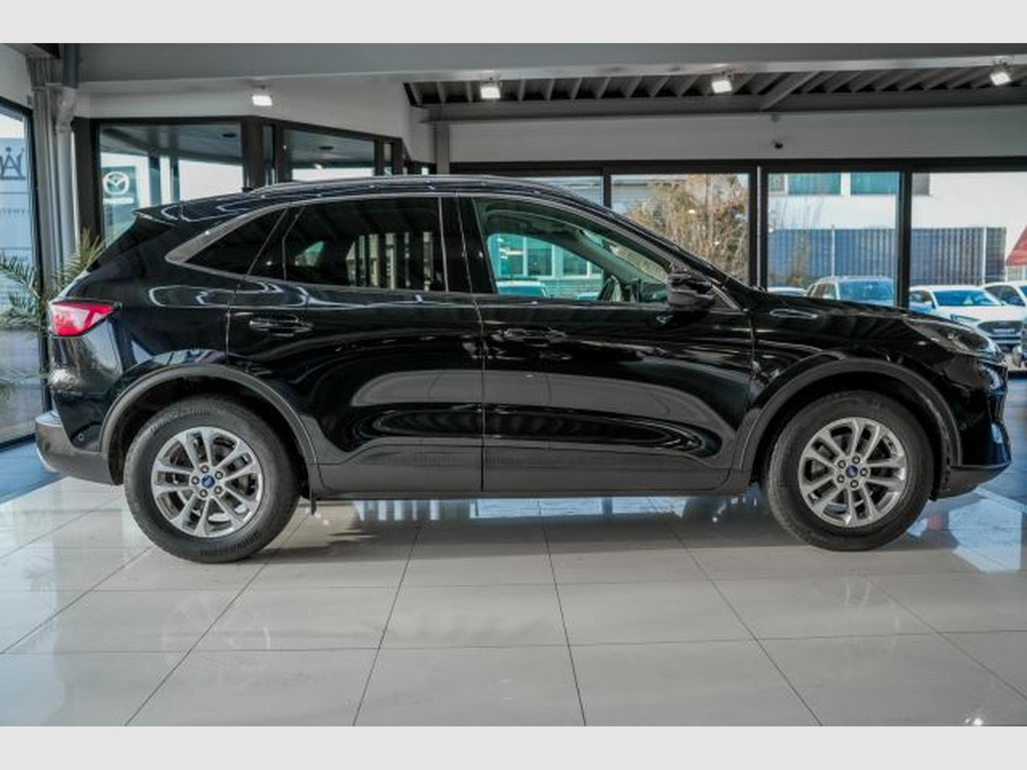 Ford Kuga Kuga 1.5 D Titanium Autom. NAVI LED SHZ RFK (2022) - Photo 6