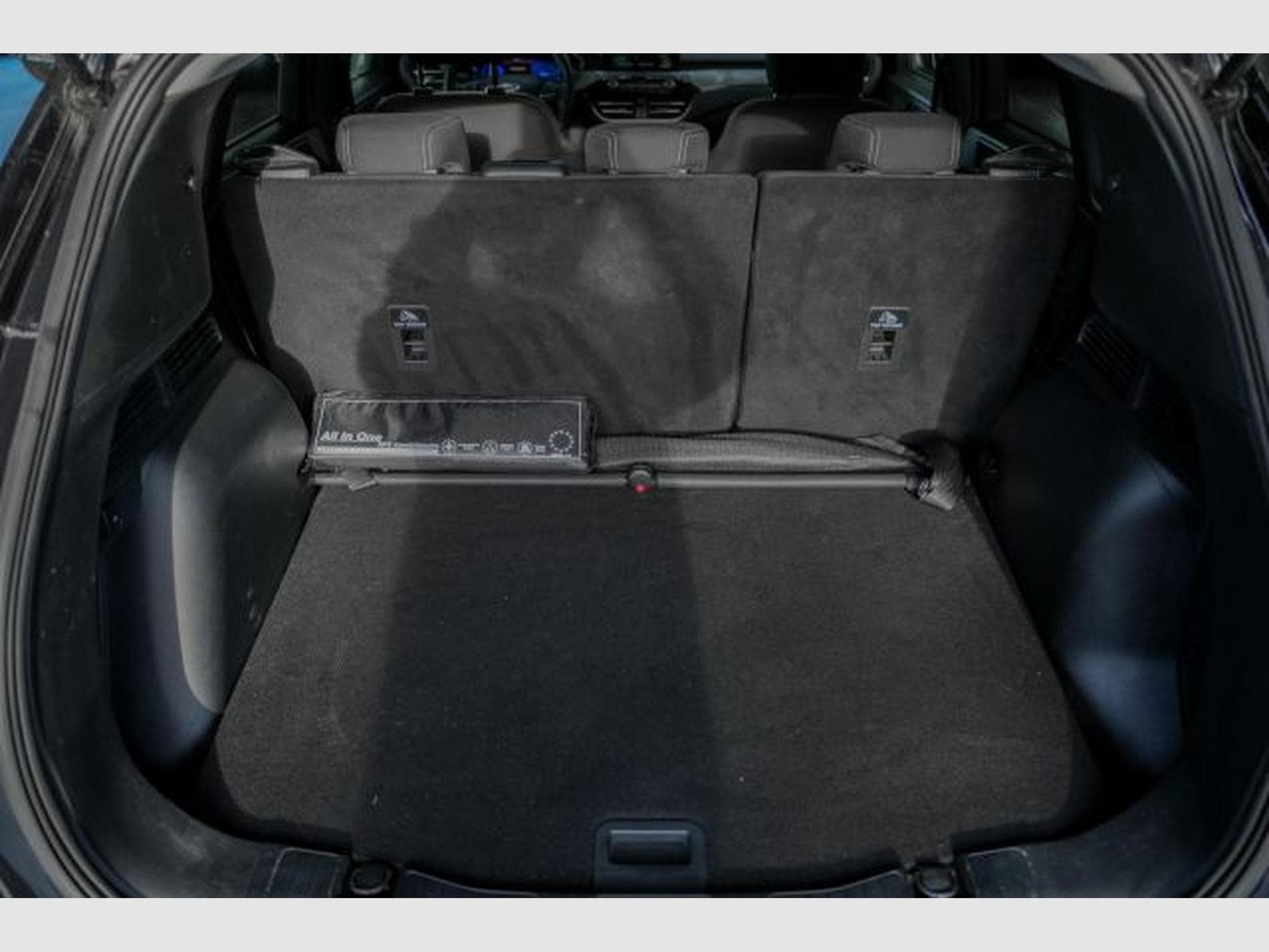 Ford Kuga Kuga 1.5 D Titanium Autom. NAVI LED SHZ RFK (2022) - Photo 9