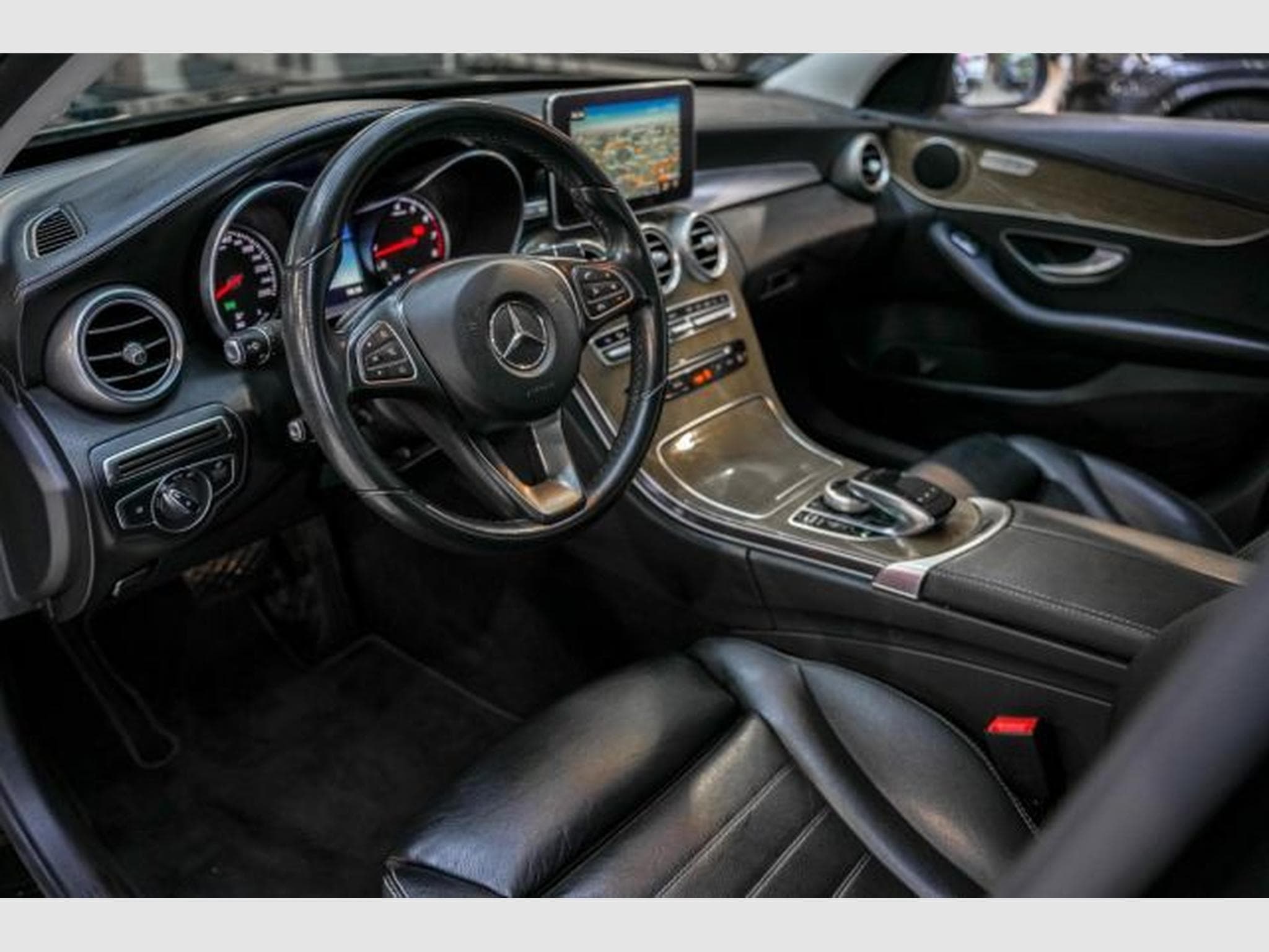 Mercedes C 300 C 300 9G-Tronic Exclusive NAVI LED PANO Totwkl. (2019) - Photo 12
