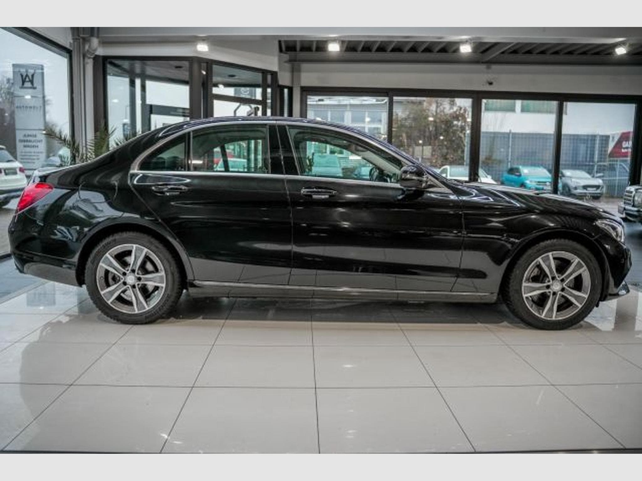 Mercedes C 300 C 300 9G-Tronic Exclusive NAVI LED PANO Totwkl. (2019) - Photo 6