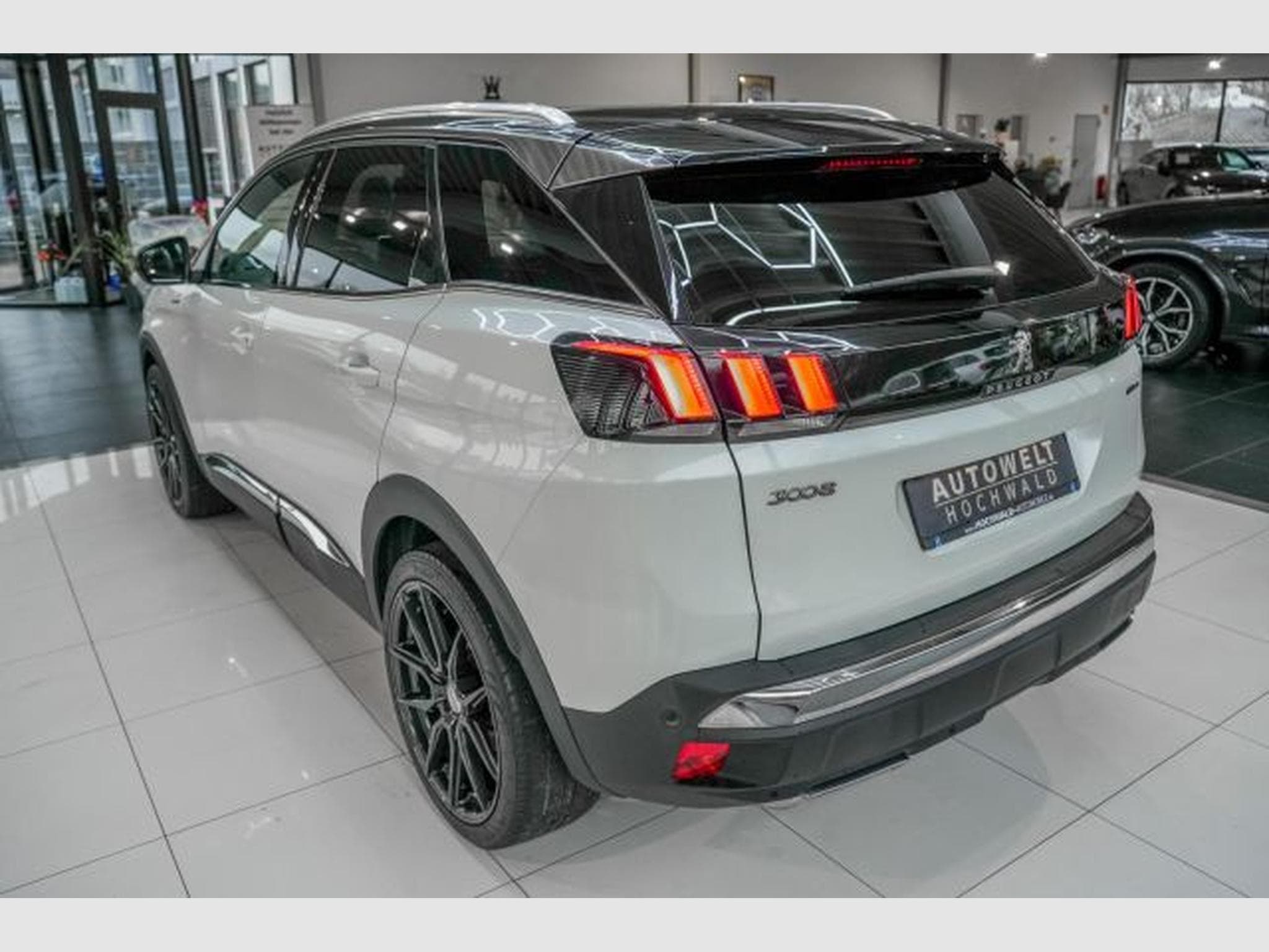 Peugeot 3008 3008 GT-Line 1.6 Autom. Allure NAVI LED RFK PANO (2019) - Foto 10