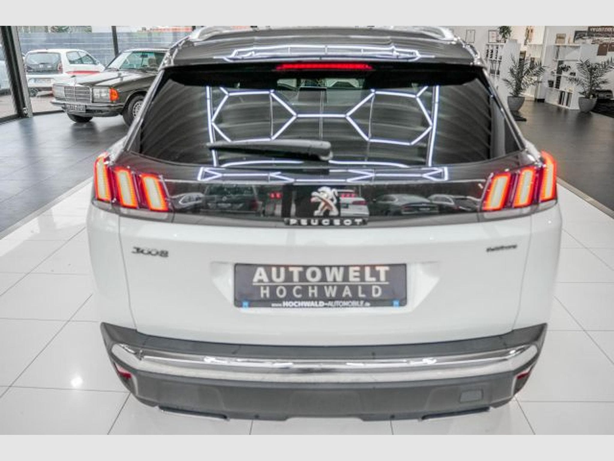 Peugeot 3008 3008 GT-Line 1.6 Autom. Allure NAVI LED RFK PANO (2019) - Foto 7
