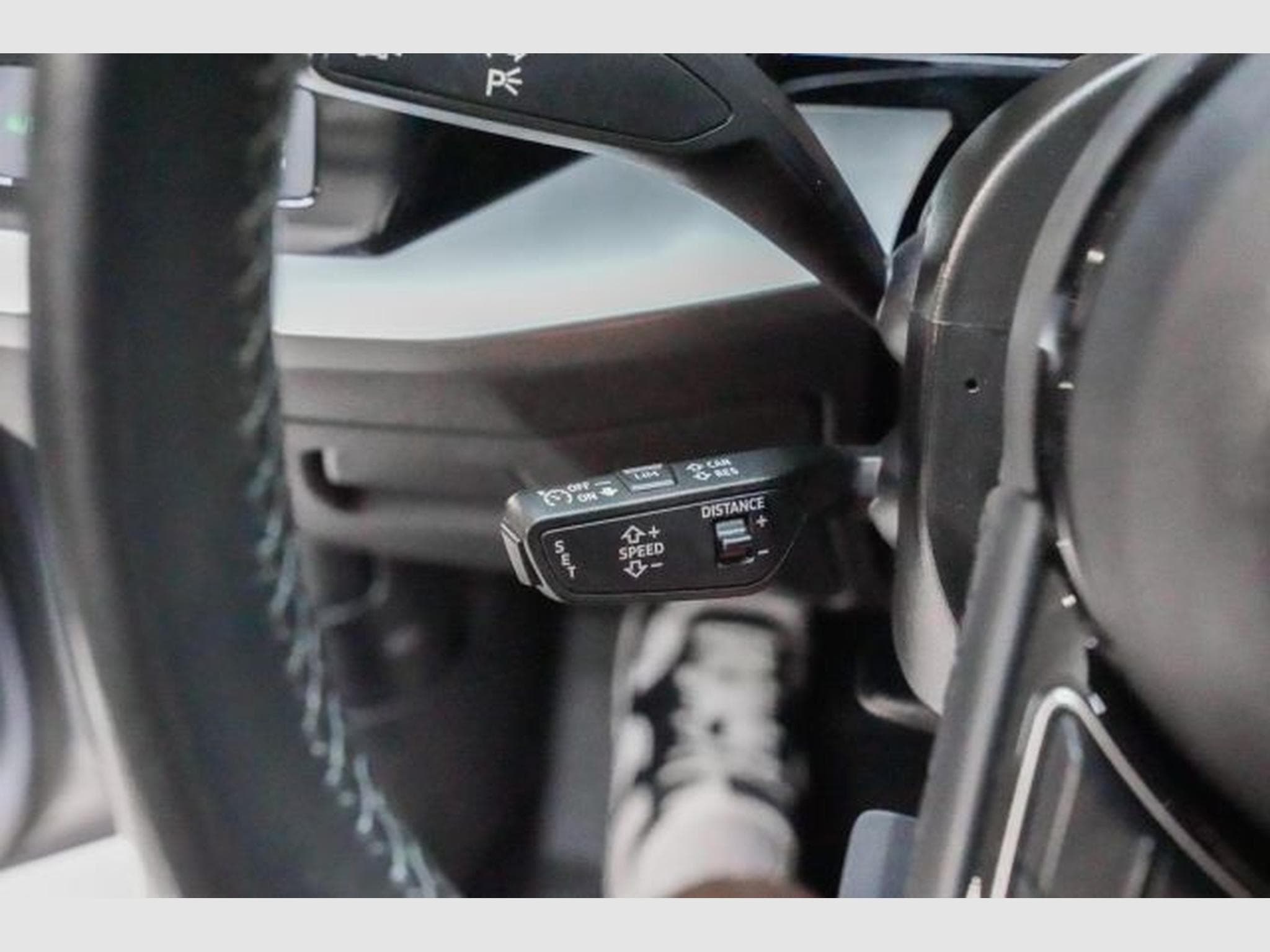 Audi A3 A3 30 TFSI S-Tronic LIMOUSINE NAVI LED AHK ACC (2022) - Photo 15