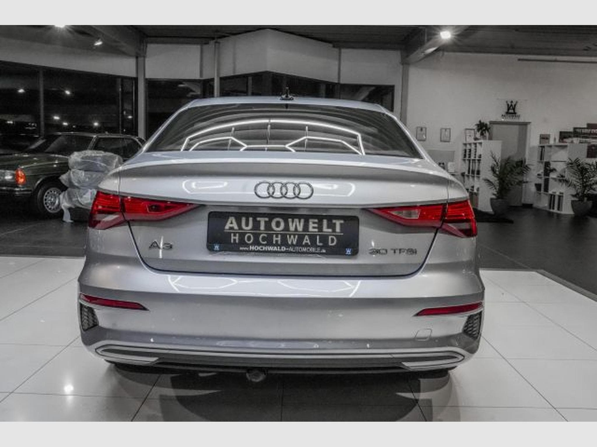 Audi A3 A3 30 TFSI S-Tronic LIMOUSINE NAVI LED AHK ACC (2022) - Photo 7