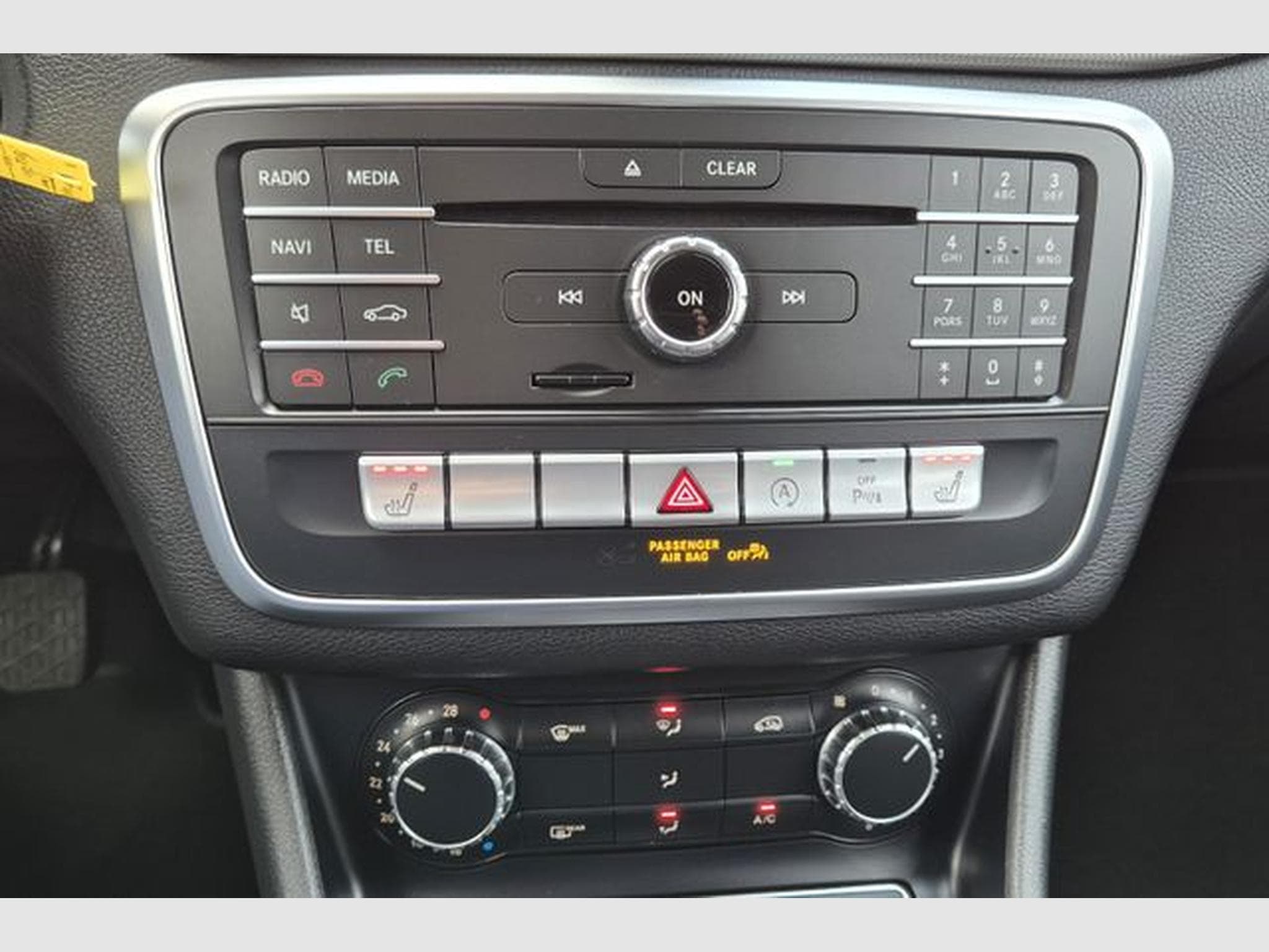 Mercedes CLA 180 Mercedes-Benz CLA Shooting Brake CLA 180, Navi, (2016) - Foto 11