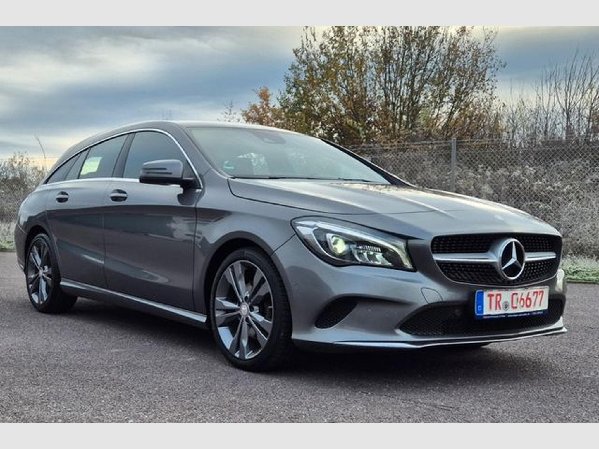 Mercedes CLA 180 Mercedes-Benz CLA Shooting Brake CLA 180, Navi, (2016) - Foto 6