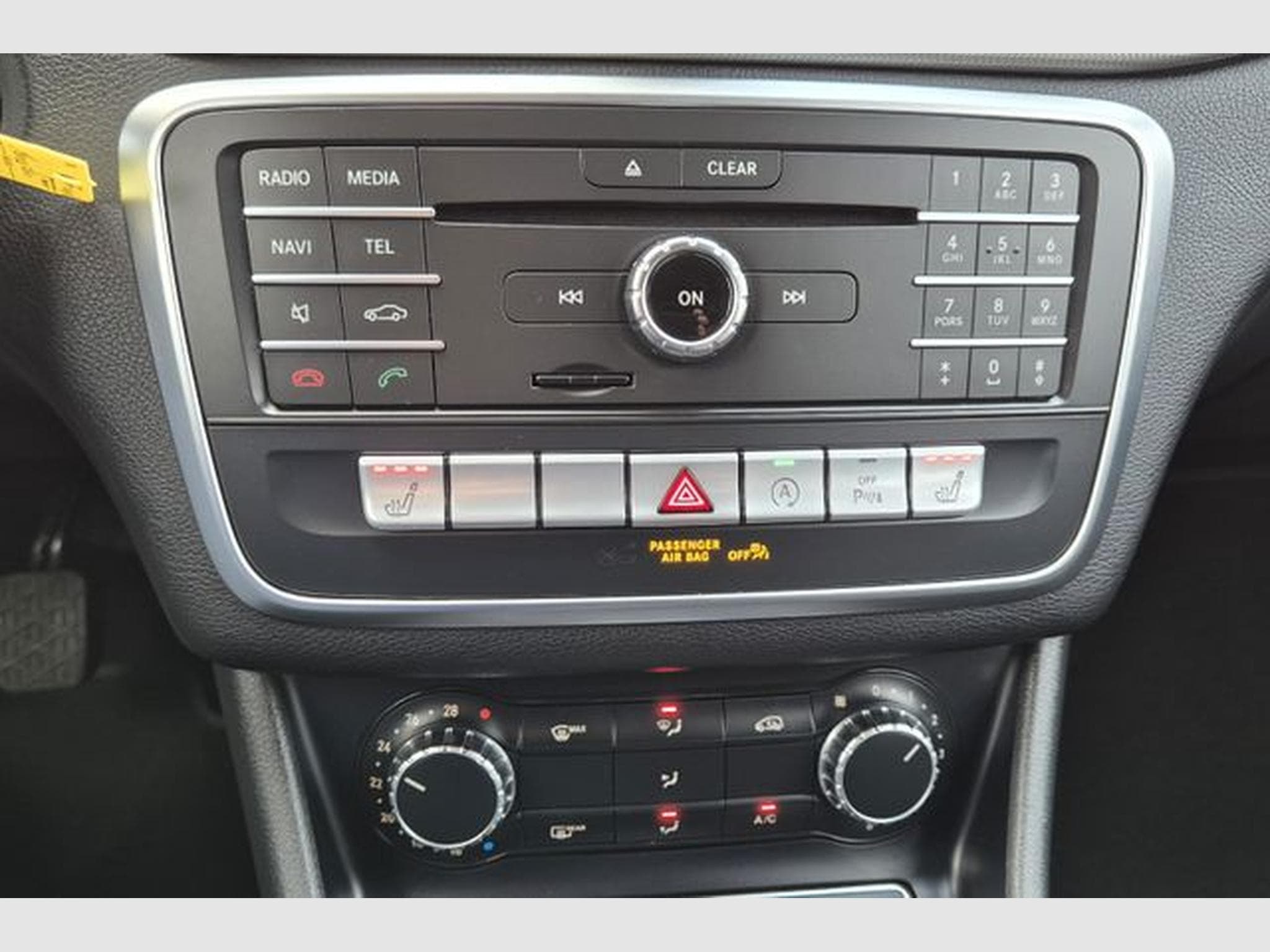 Mercedes CLA CLA Shooting Brake CLA 180, Navi, LED. (2016) - Foto 11