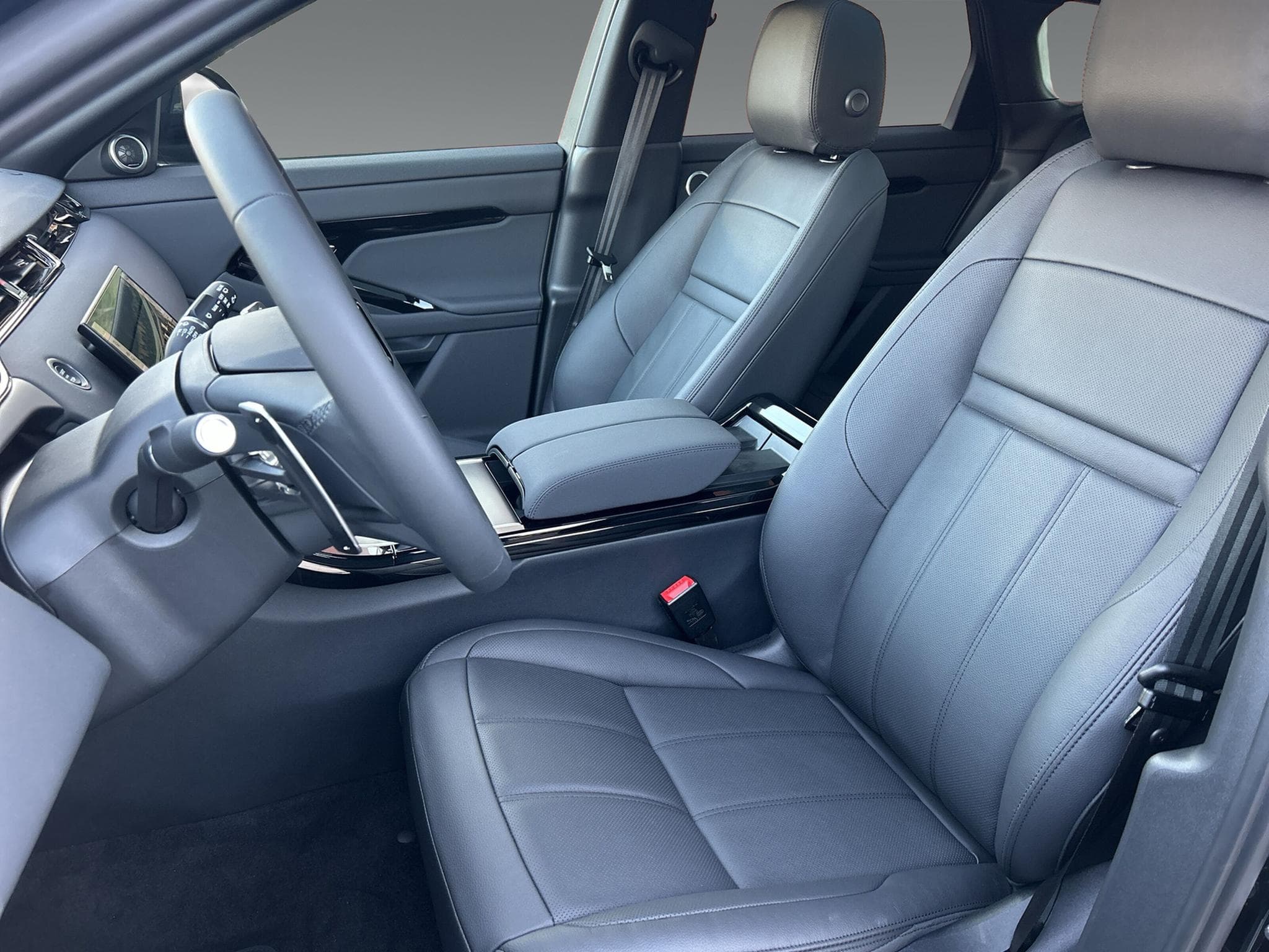 Land-Rover Range Rover Evoque D165  Dynamic SE+Winterpaket +Panoramaschiebedach (2025) - Photo 7