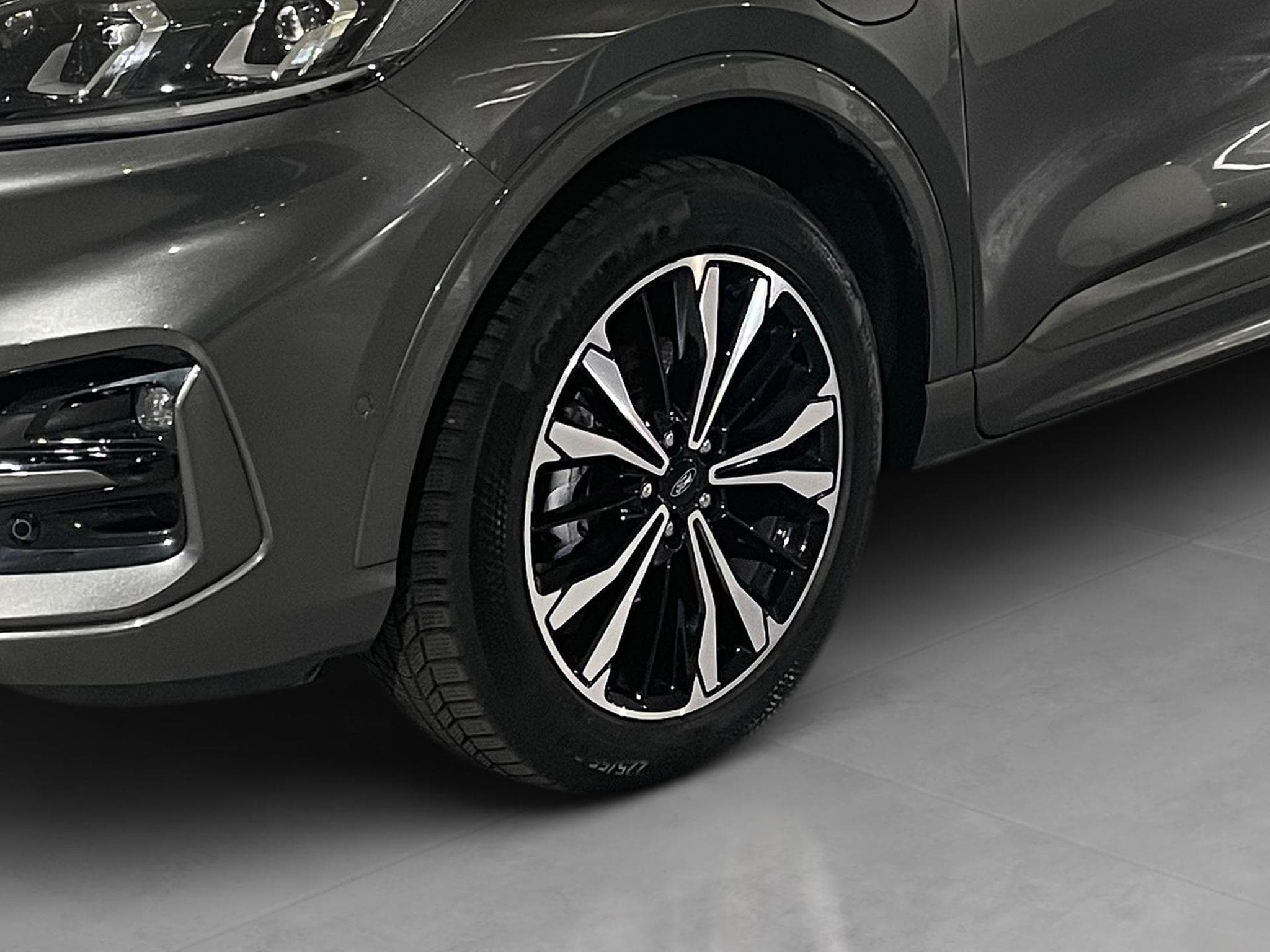 Ford Kuga 2.5 ST-Line ELECTRIQUE ESSENCE (2023) - Foto 21