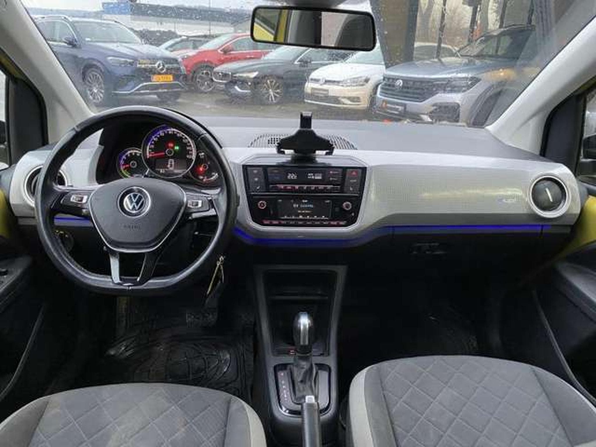 VW UP JUSQU'A 48 MOIS DE GARANTIE (2020) - Photo 13