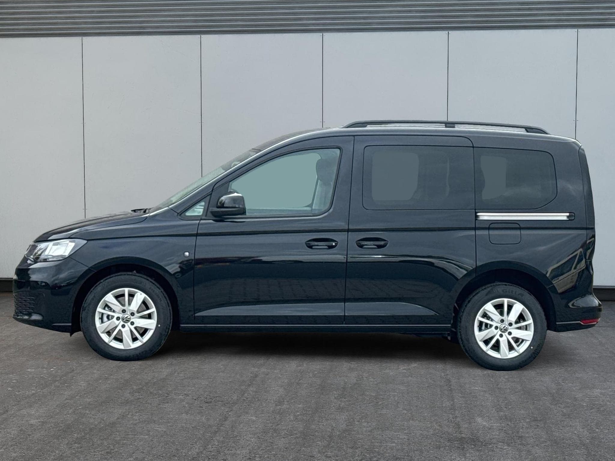 VW Caddy LIFE (2025) - Photo 2