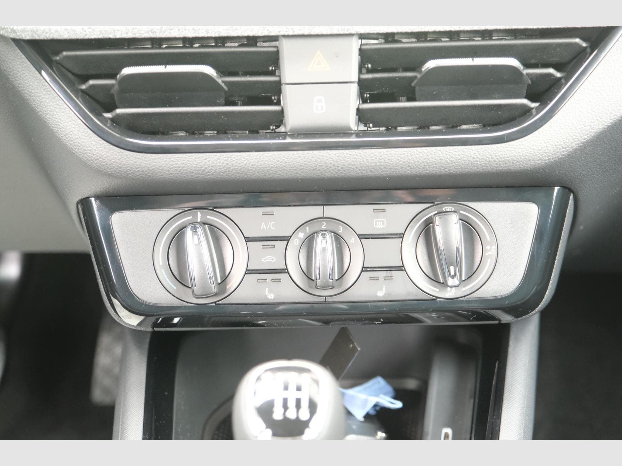 Skoda Scala 1.0 TSI Selection (2025) - Photo 13