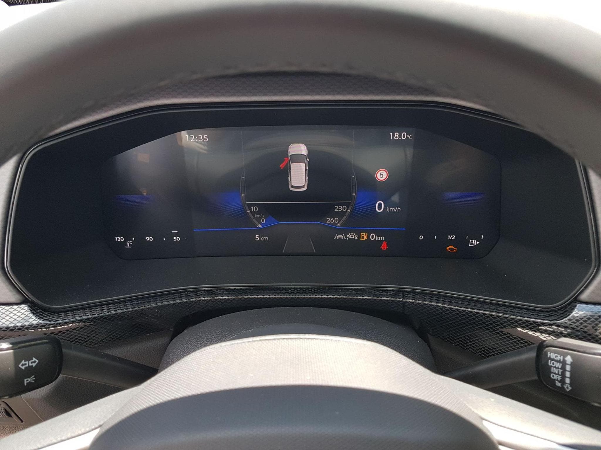 VW T-Cross Limited Life AHK (2026) - Photo 18