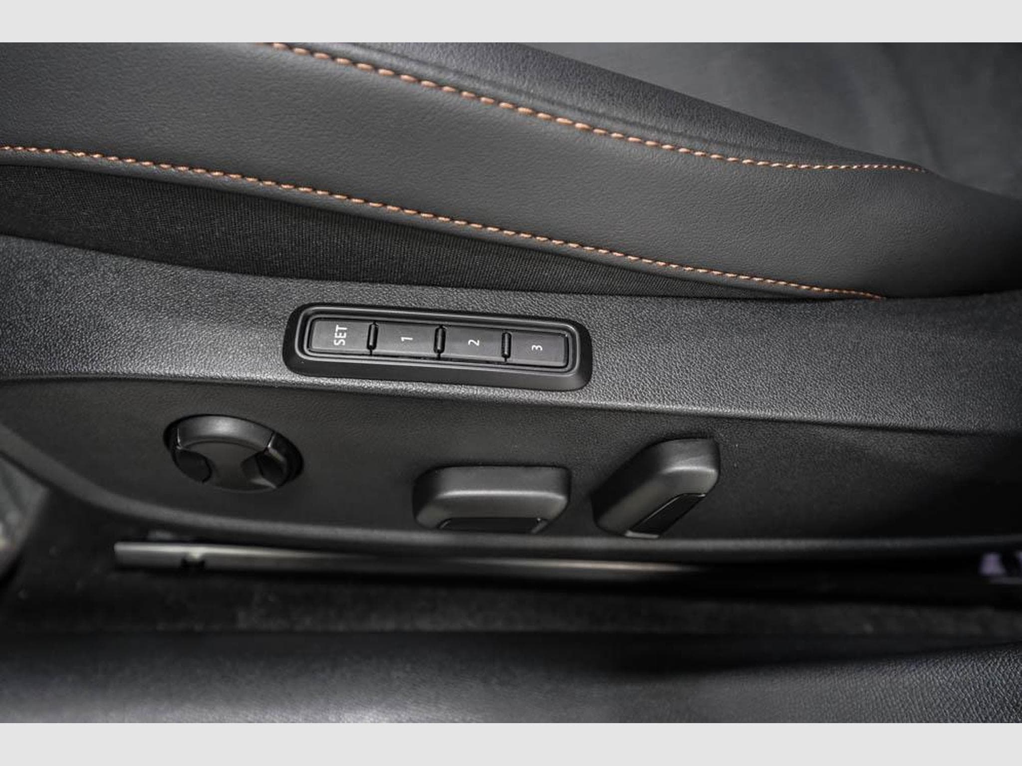 Cupra Leon ST 2,0 TSI (2025) - Foto 23