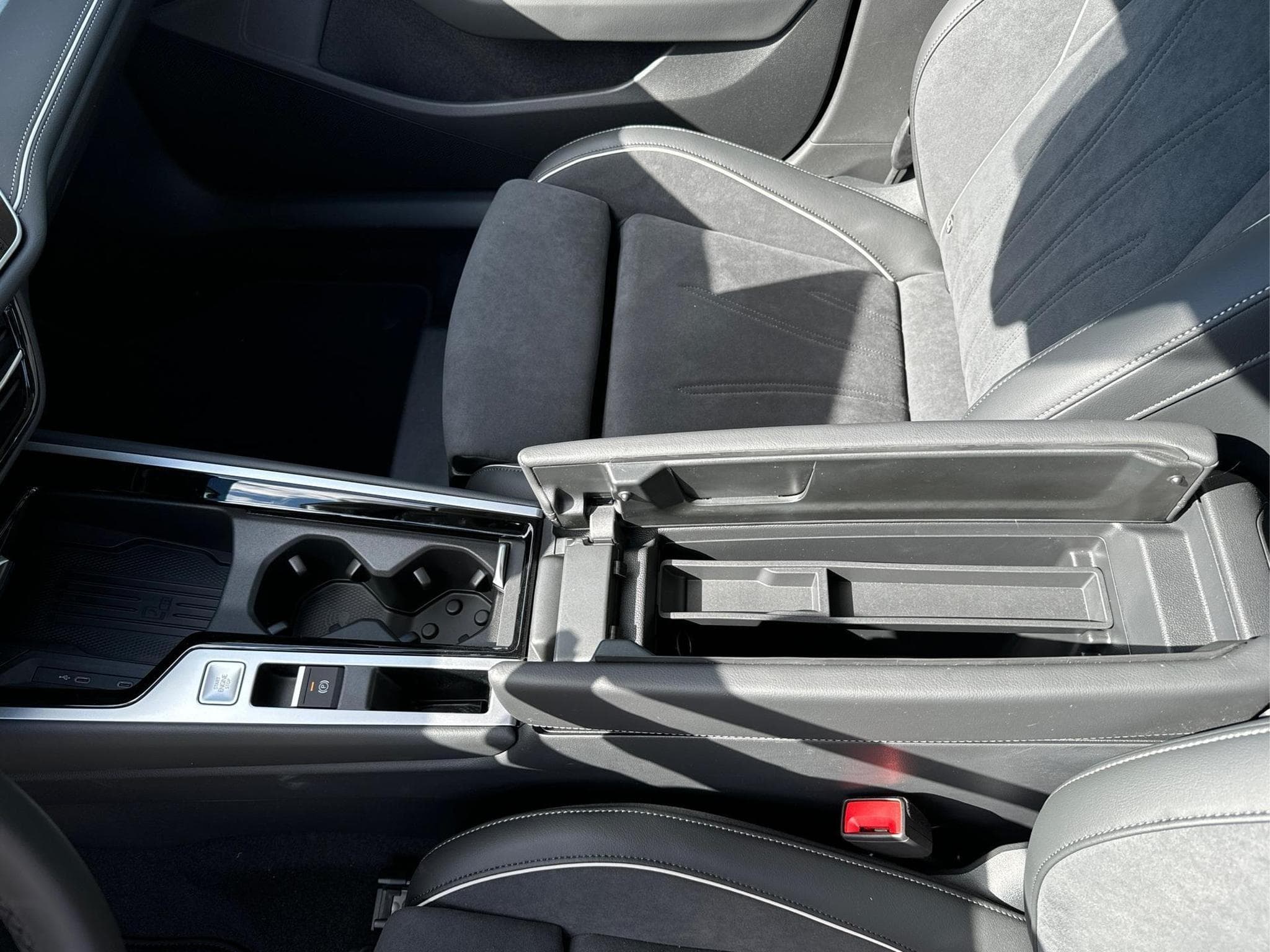 VW Passat Variant Elegance (2025) - Foto 20