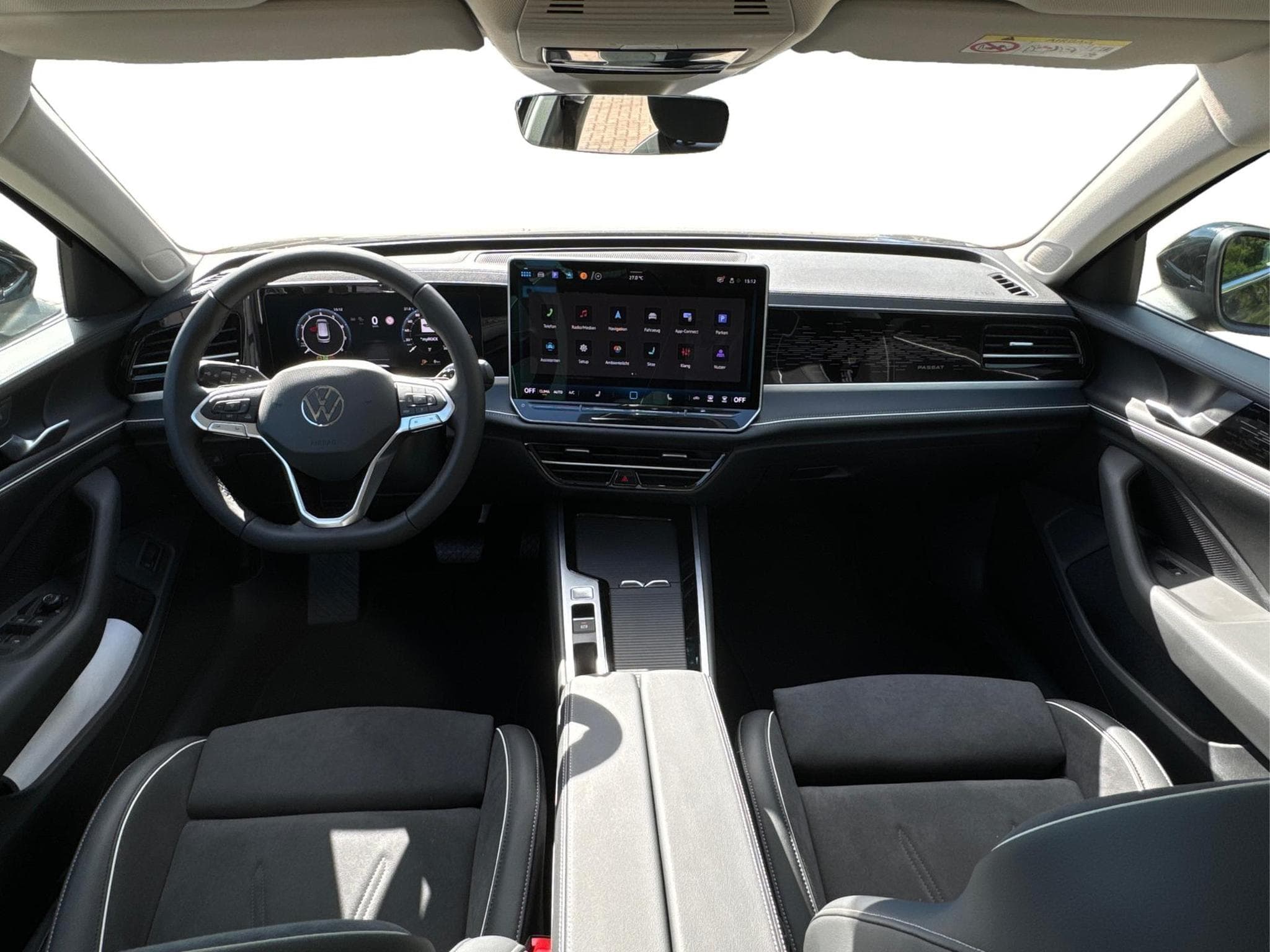 VW Passat Variant Elegance (2025) - Foto 7