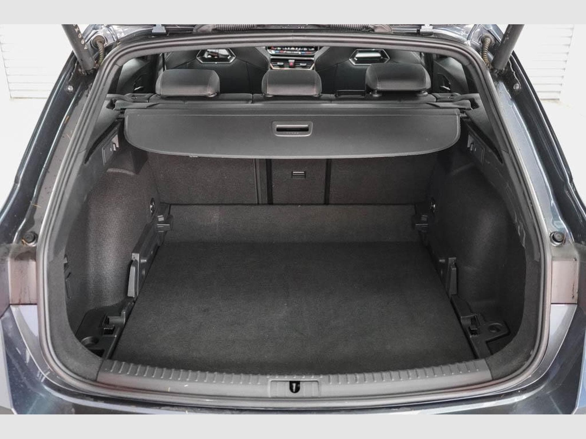 Cupra Leon ST 2,0 TSI (2025) - Foto 18