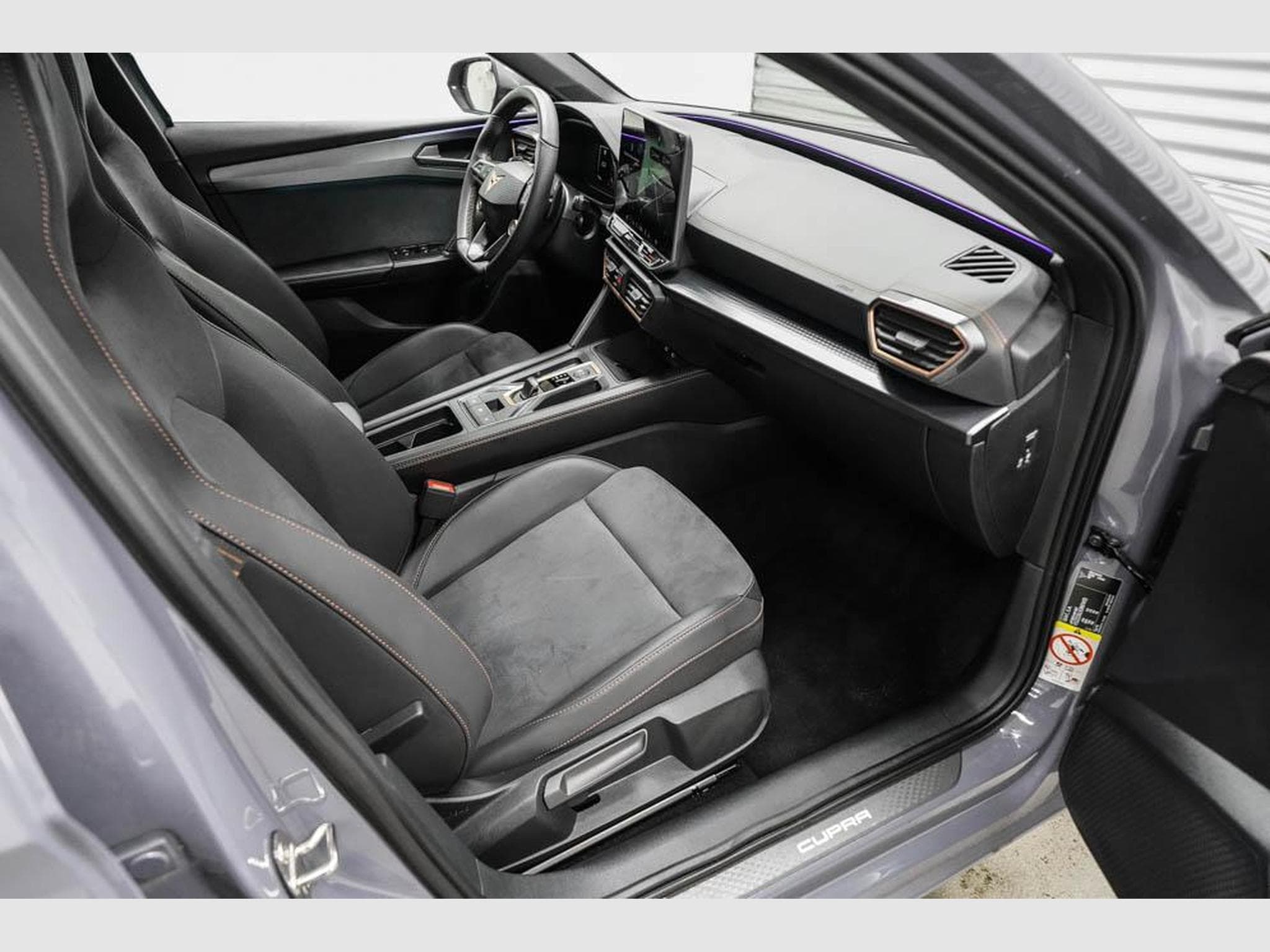 Cupra Leon ST 2,0 TSI (2025) - Foto 21